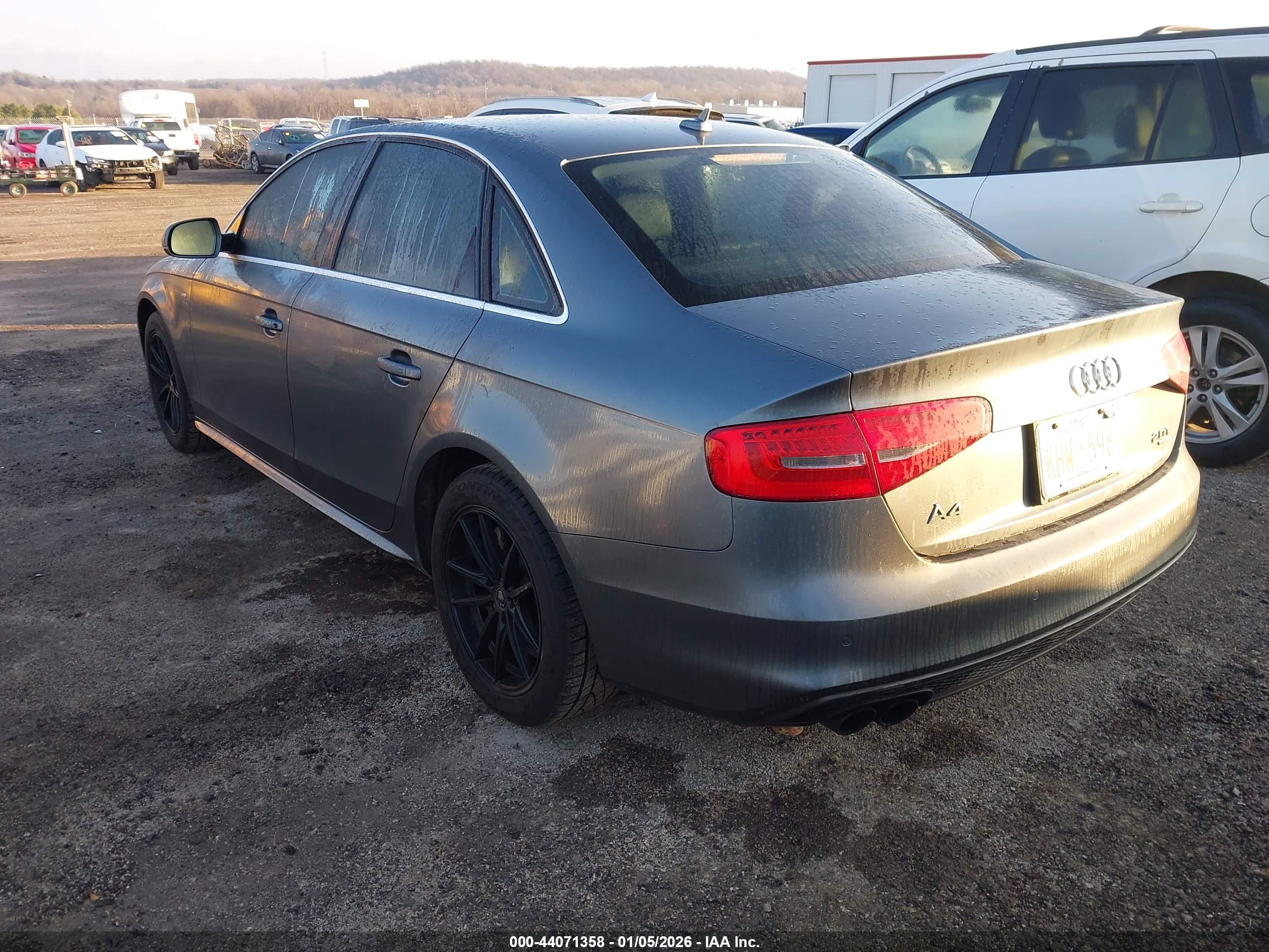 AUDI A4 image 3