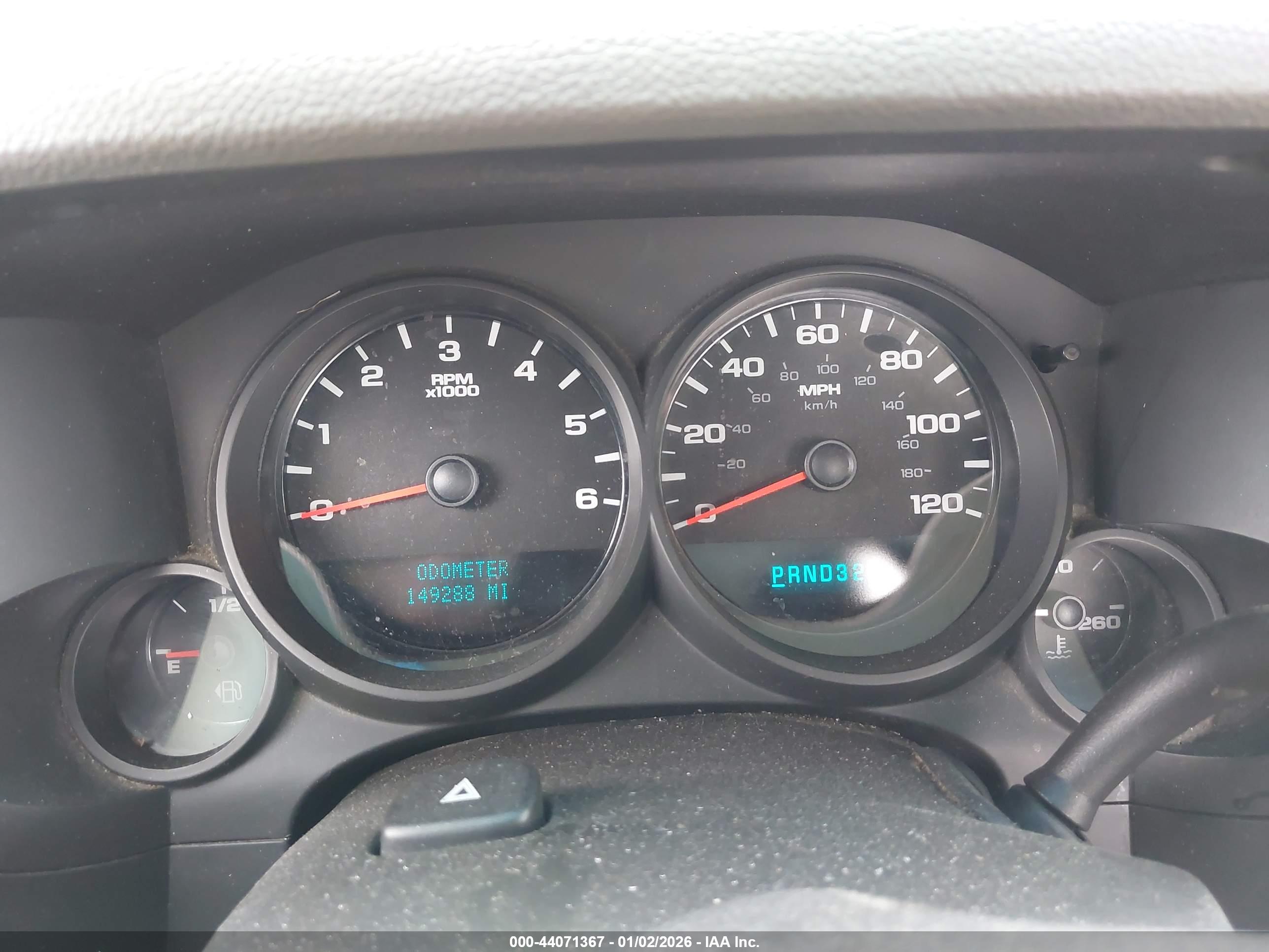 CHEVROLET SILVERADO image 7