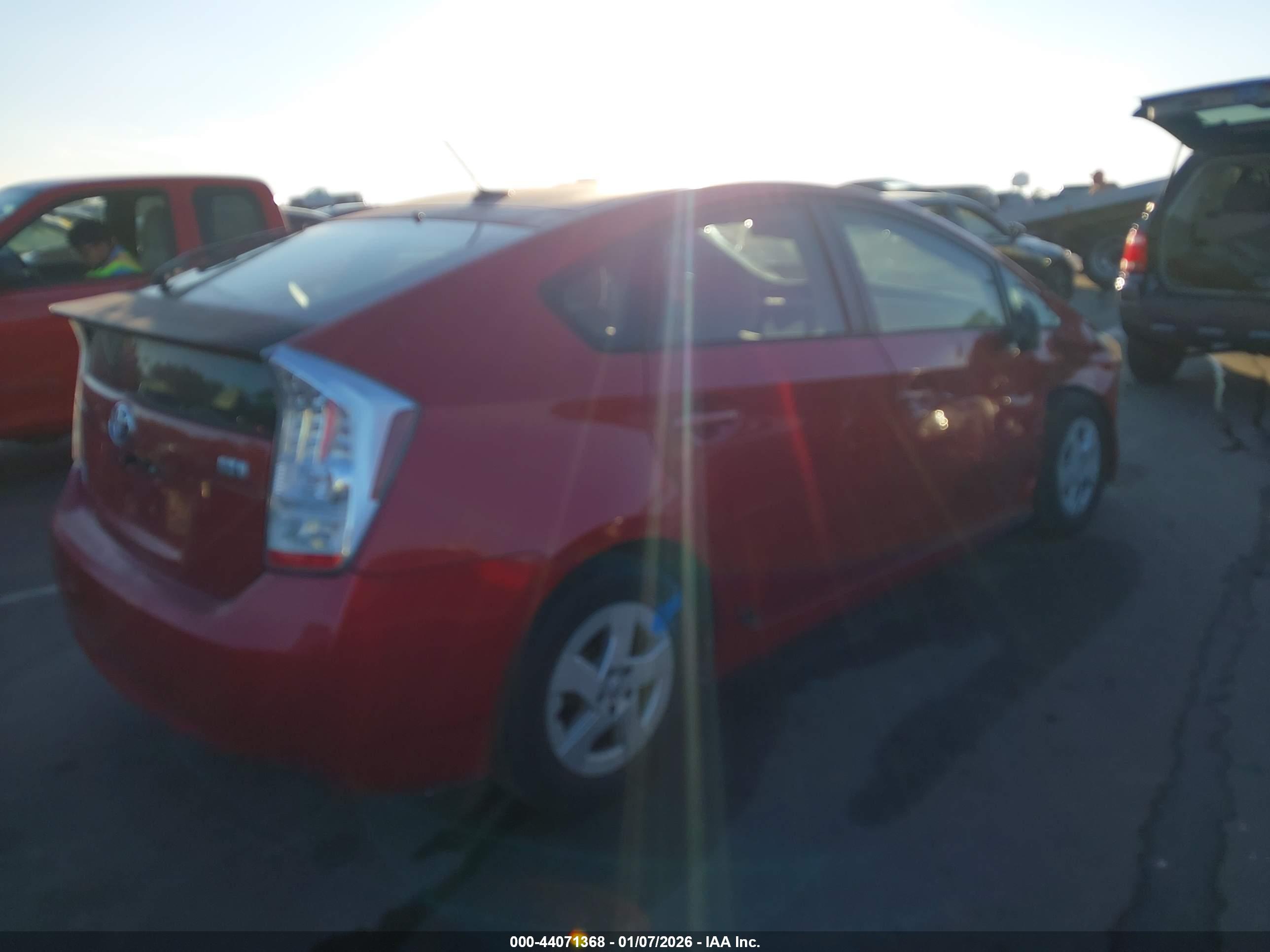 TOYOTA PRIUS image 4
