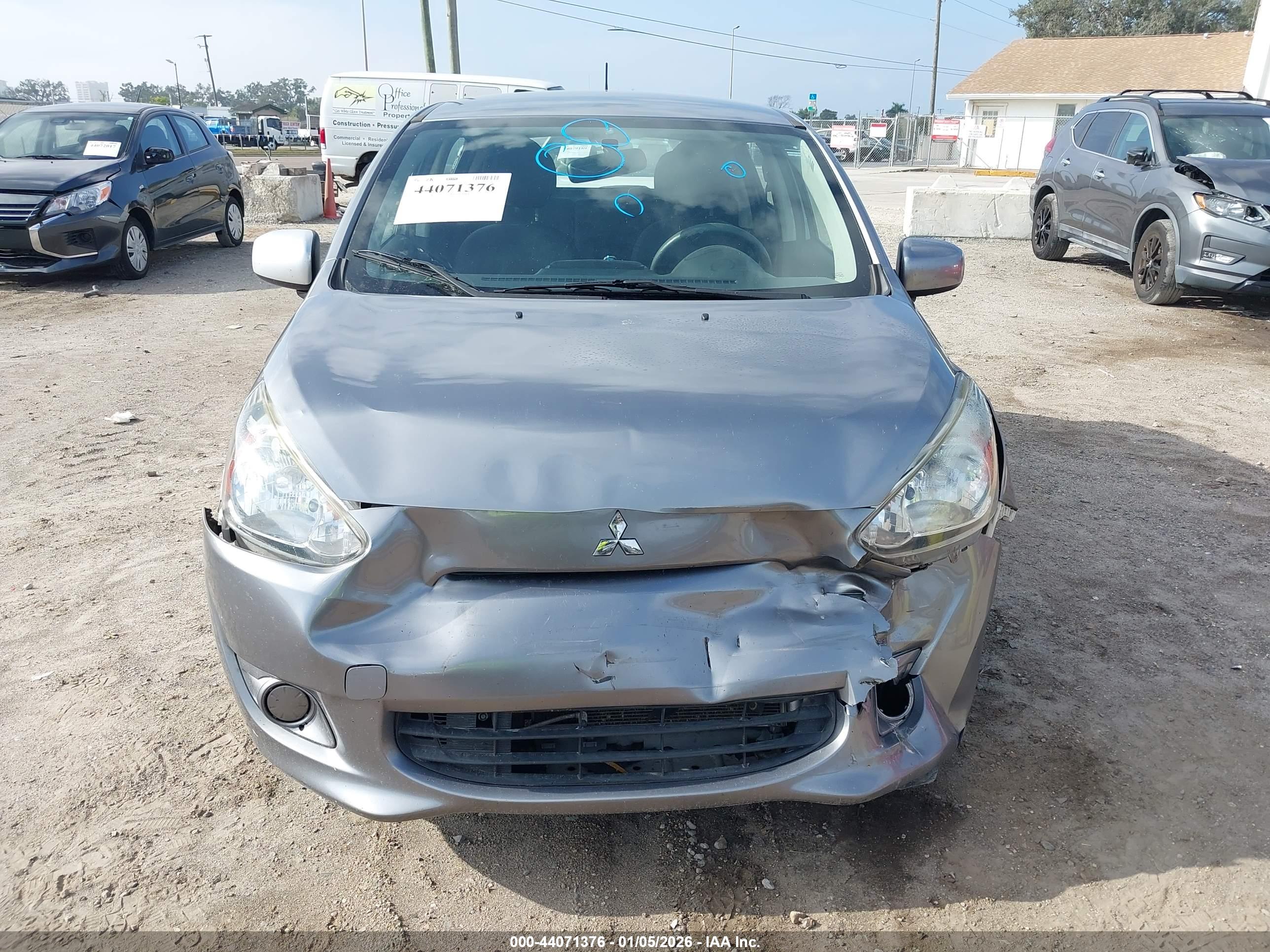 MITSUBISHI MIRAGE image 6