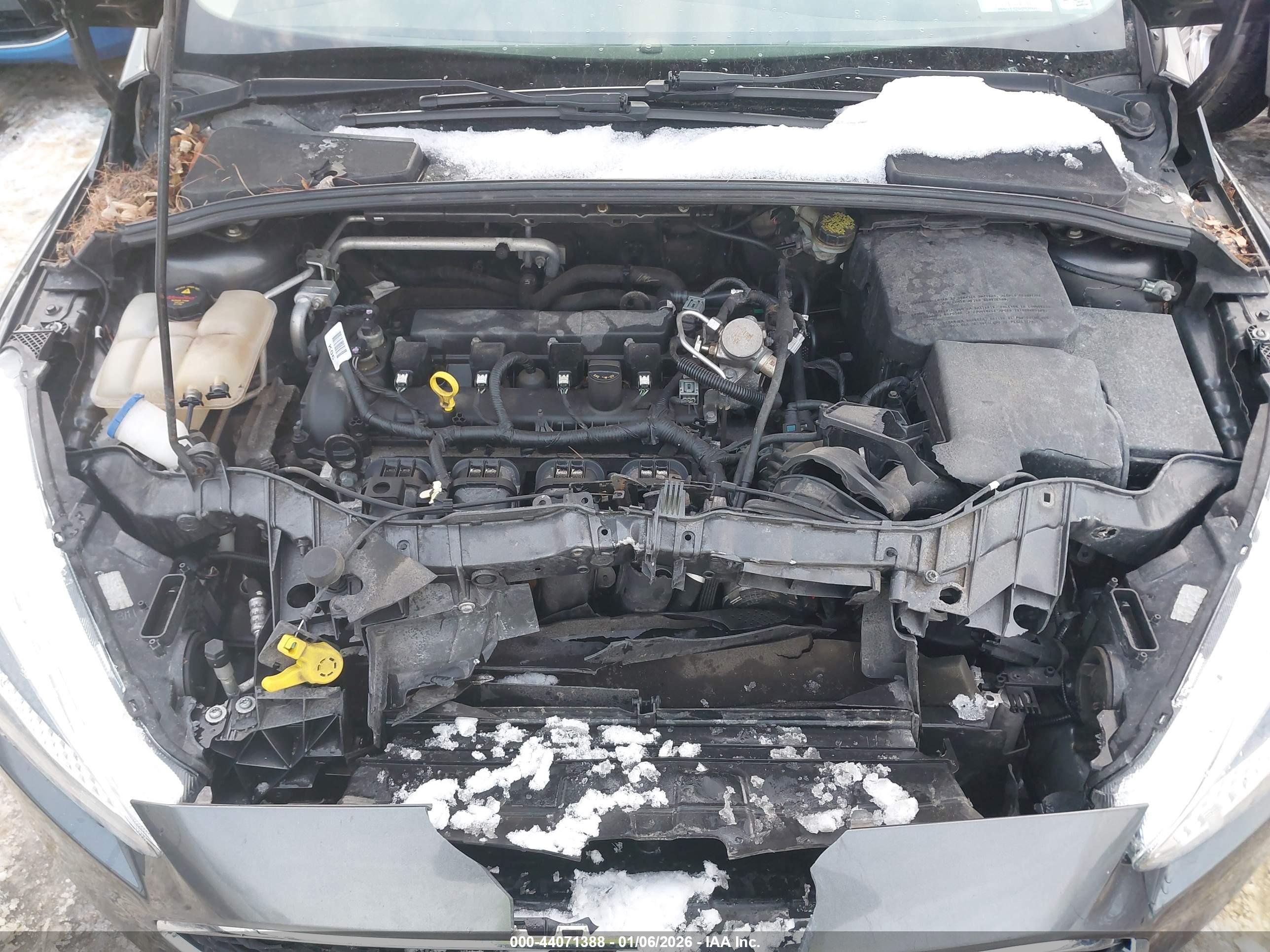 FORD FOCUS image 10