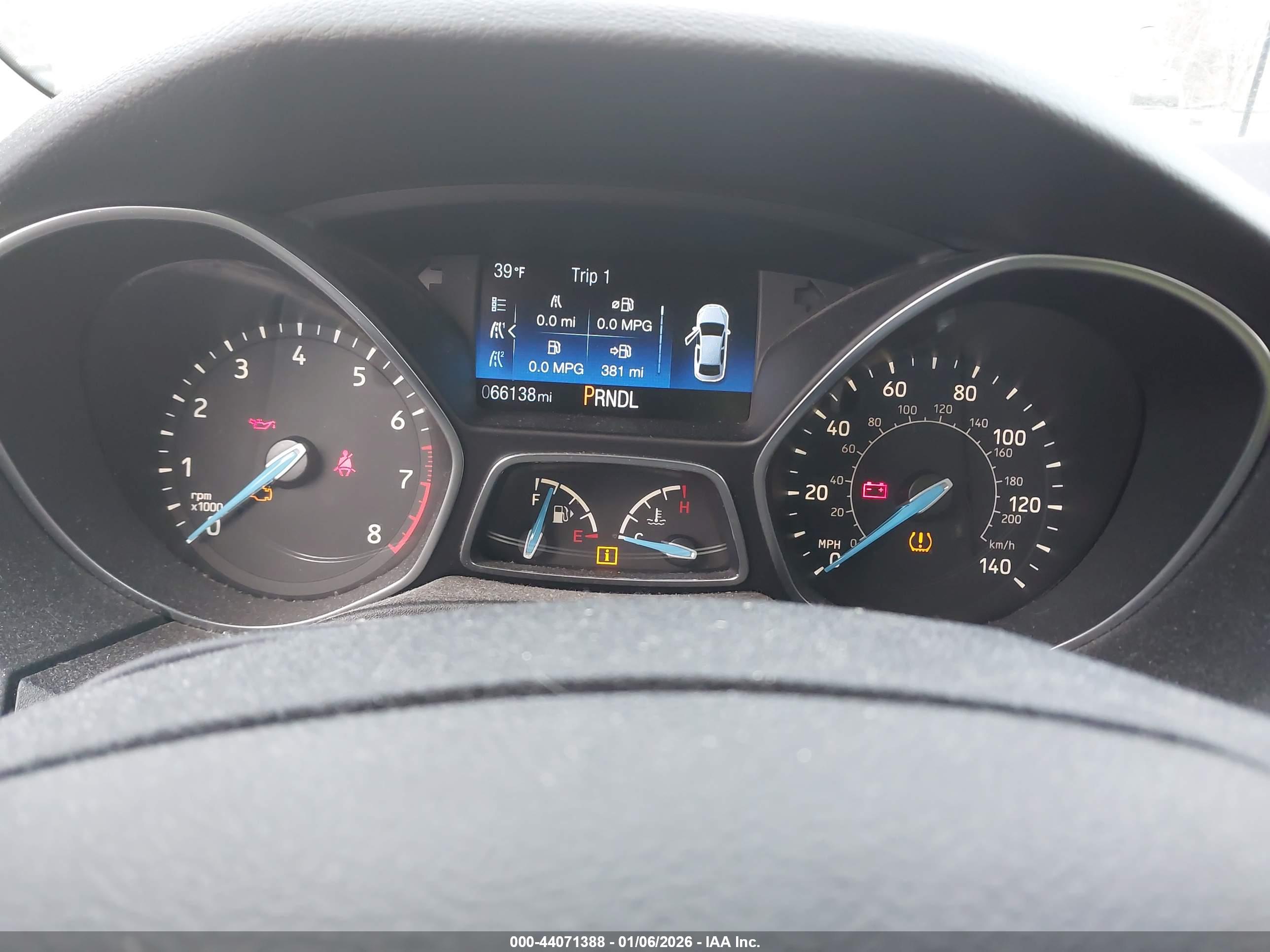FORD FOCUS image 7