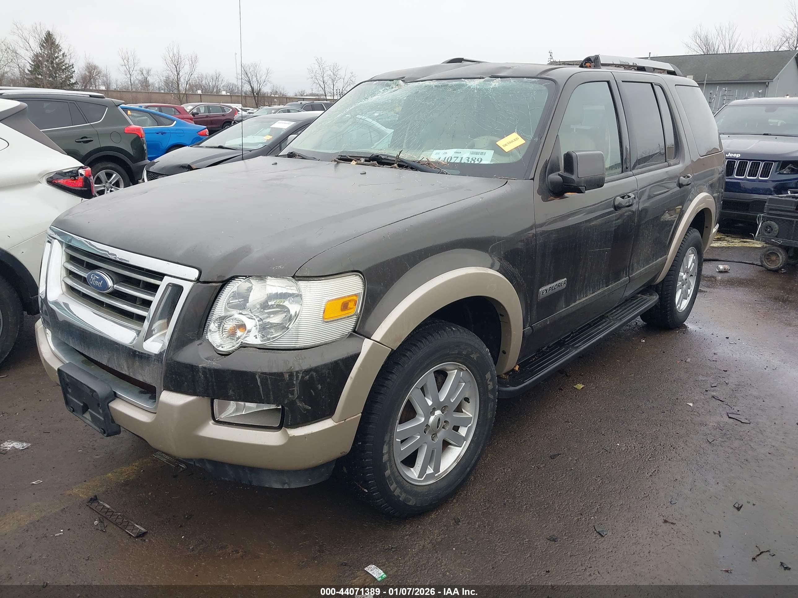 FORD EXPLORER image 2