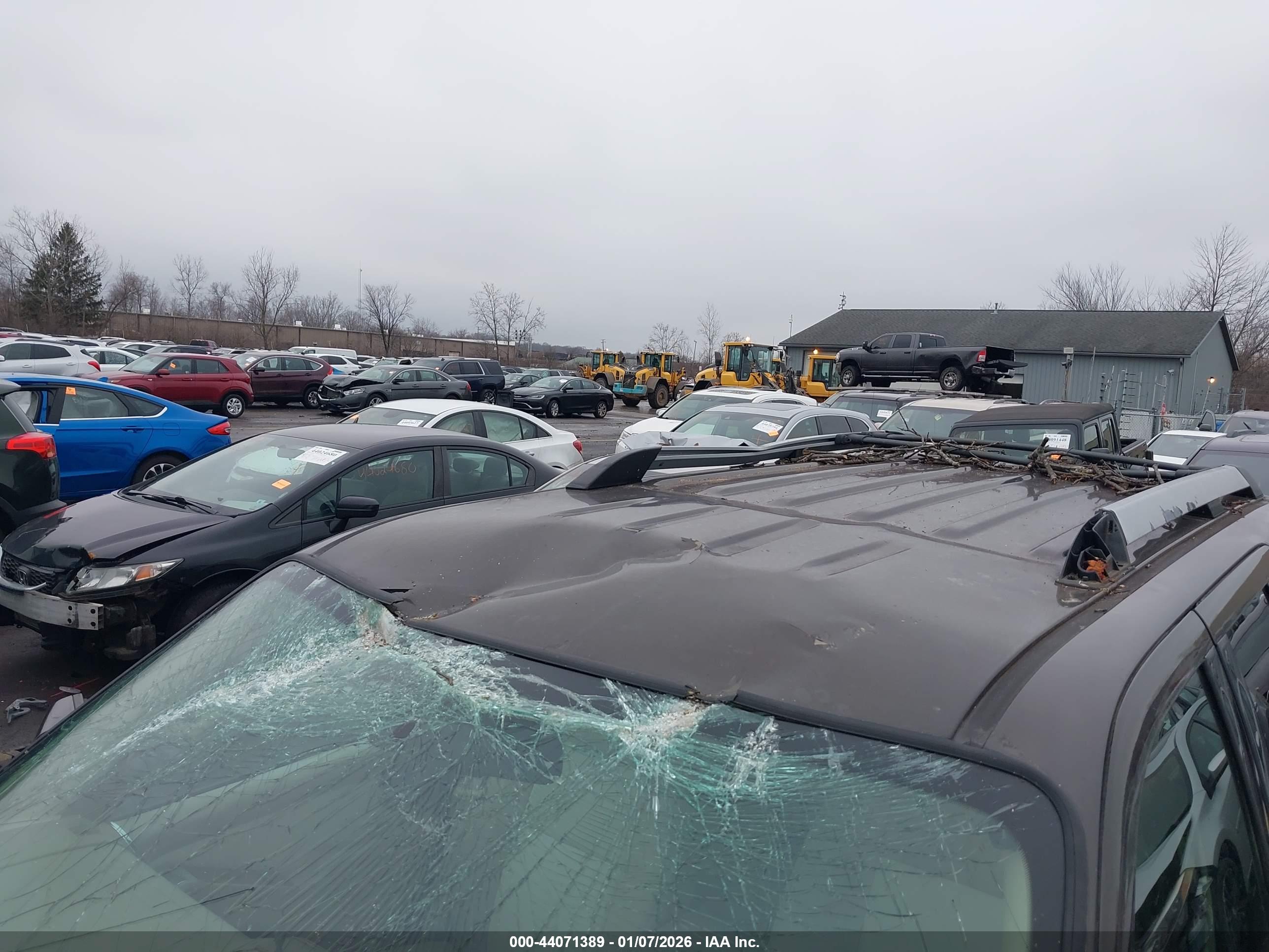 FORD EXPLORER image 6