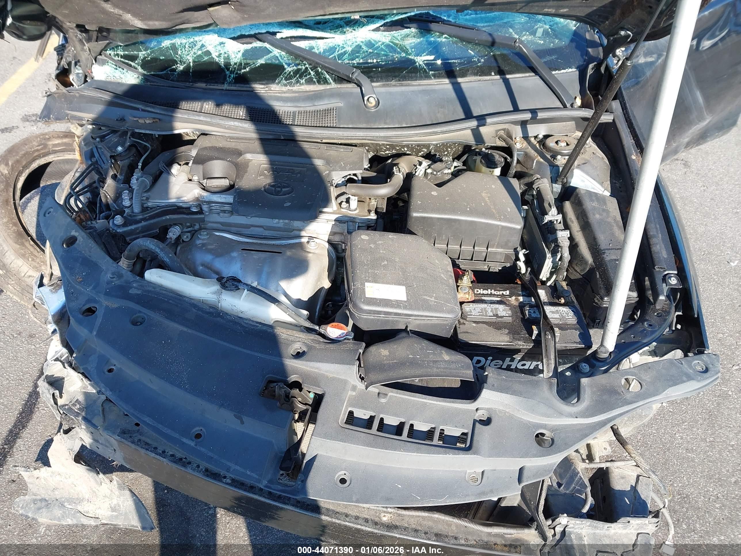 TOYOTA CAMRY image 10
