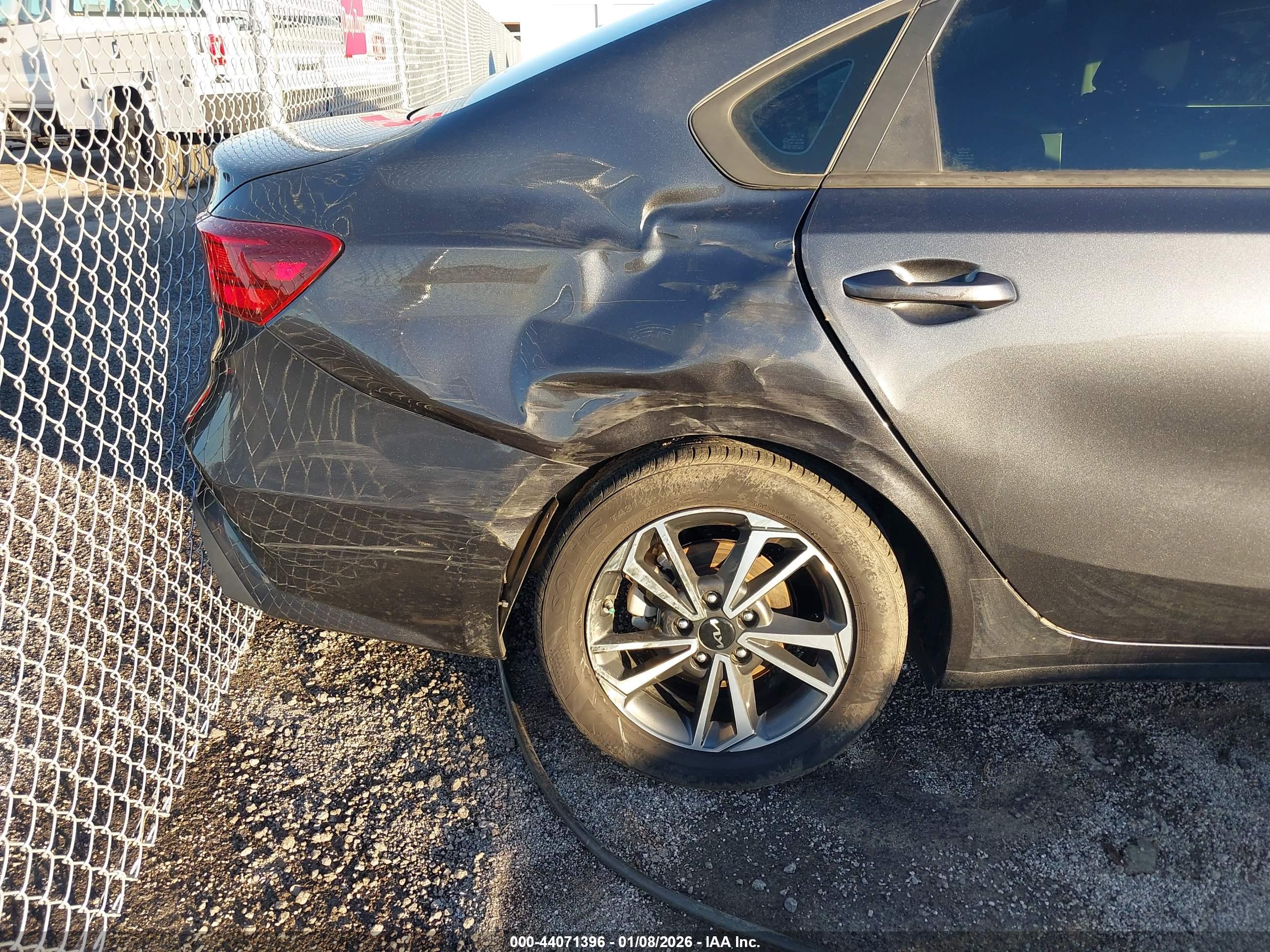 KIA FORTE image 6