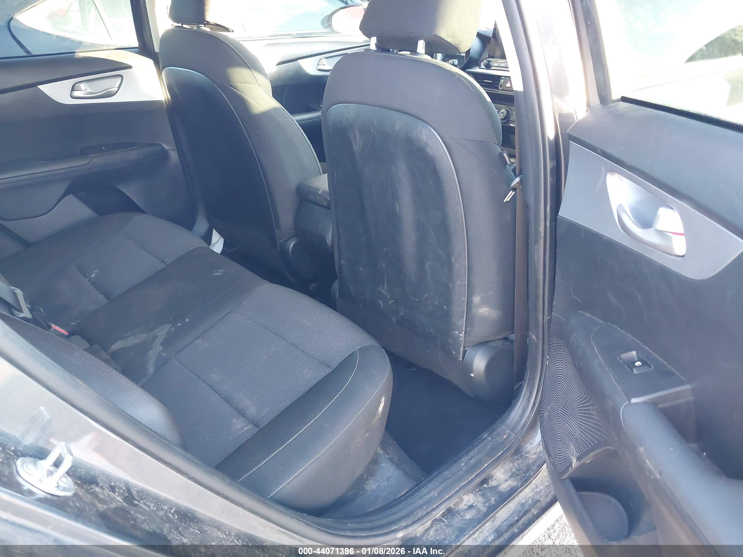 KIA FORTE image 8