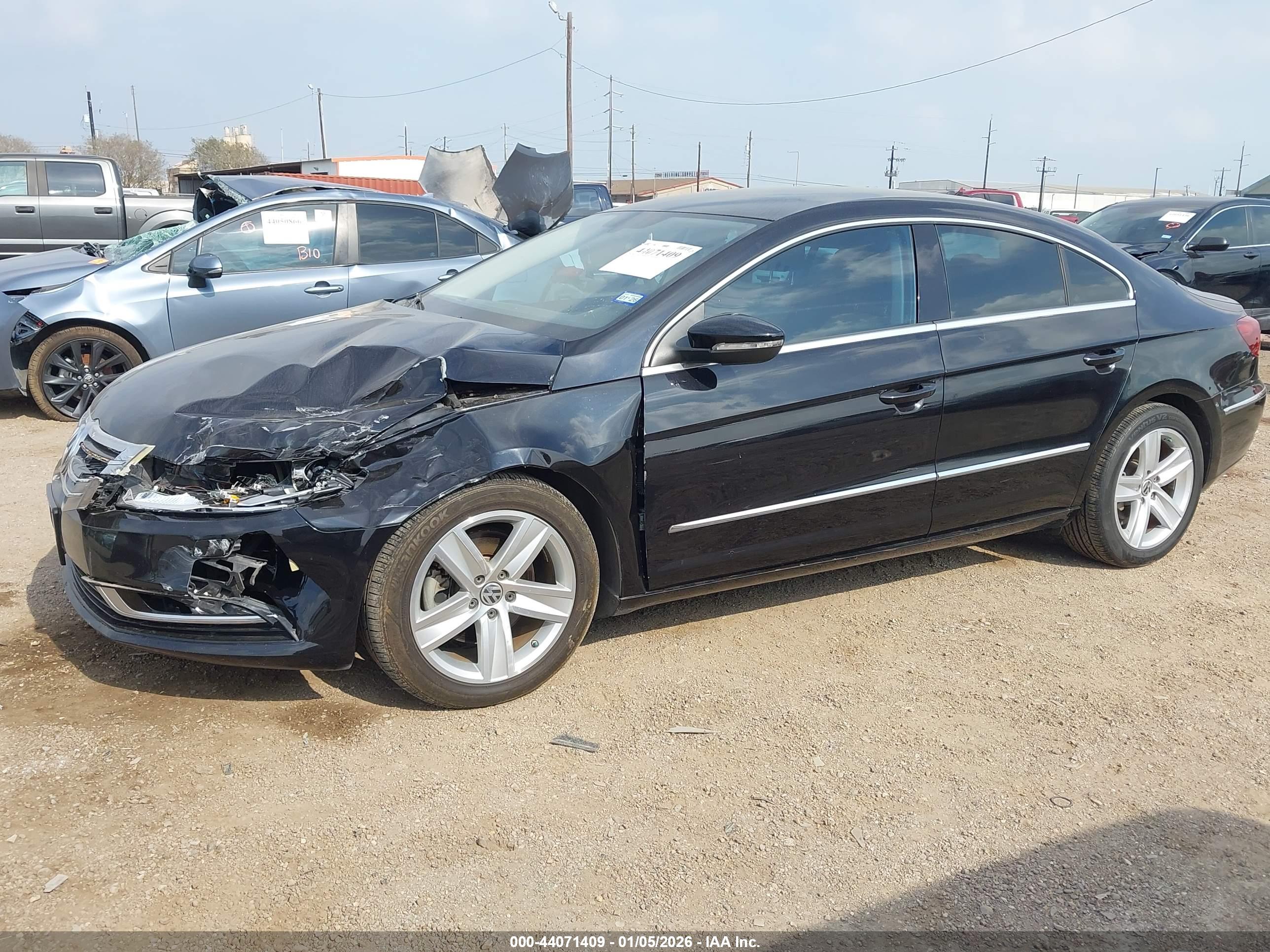 VOLKSWAGEN CC image 2