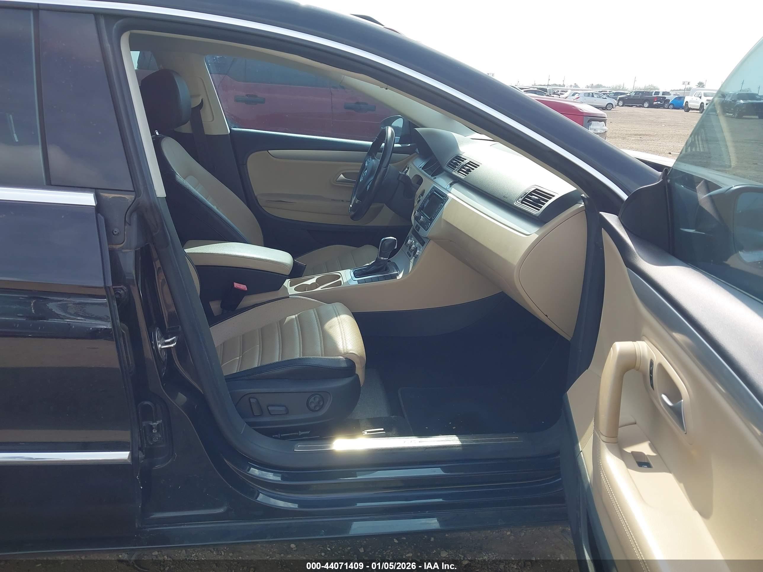 VOLKSWAGEN CC image 5