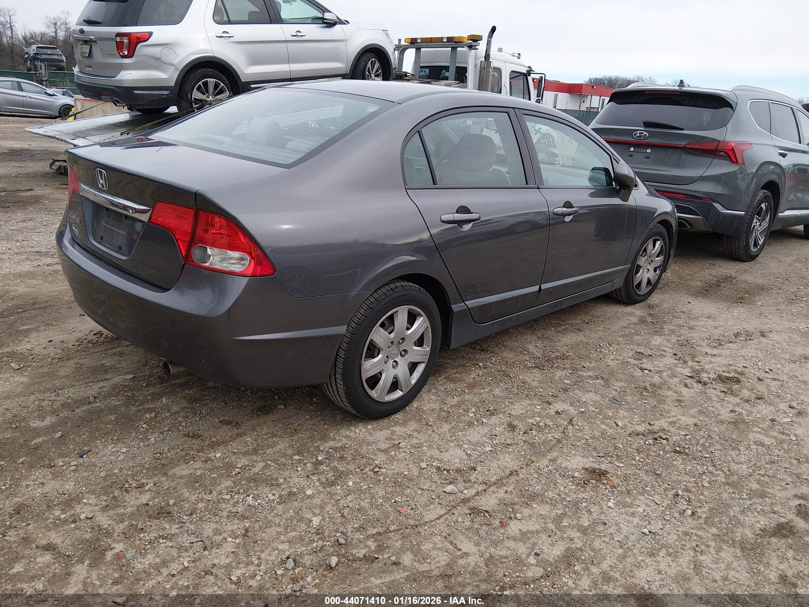 HONDA CIVIC image 4