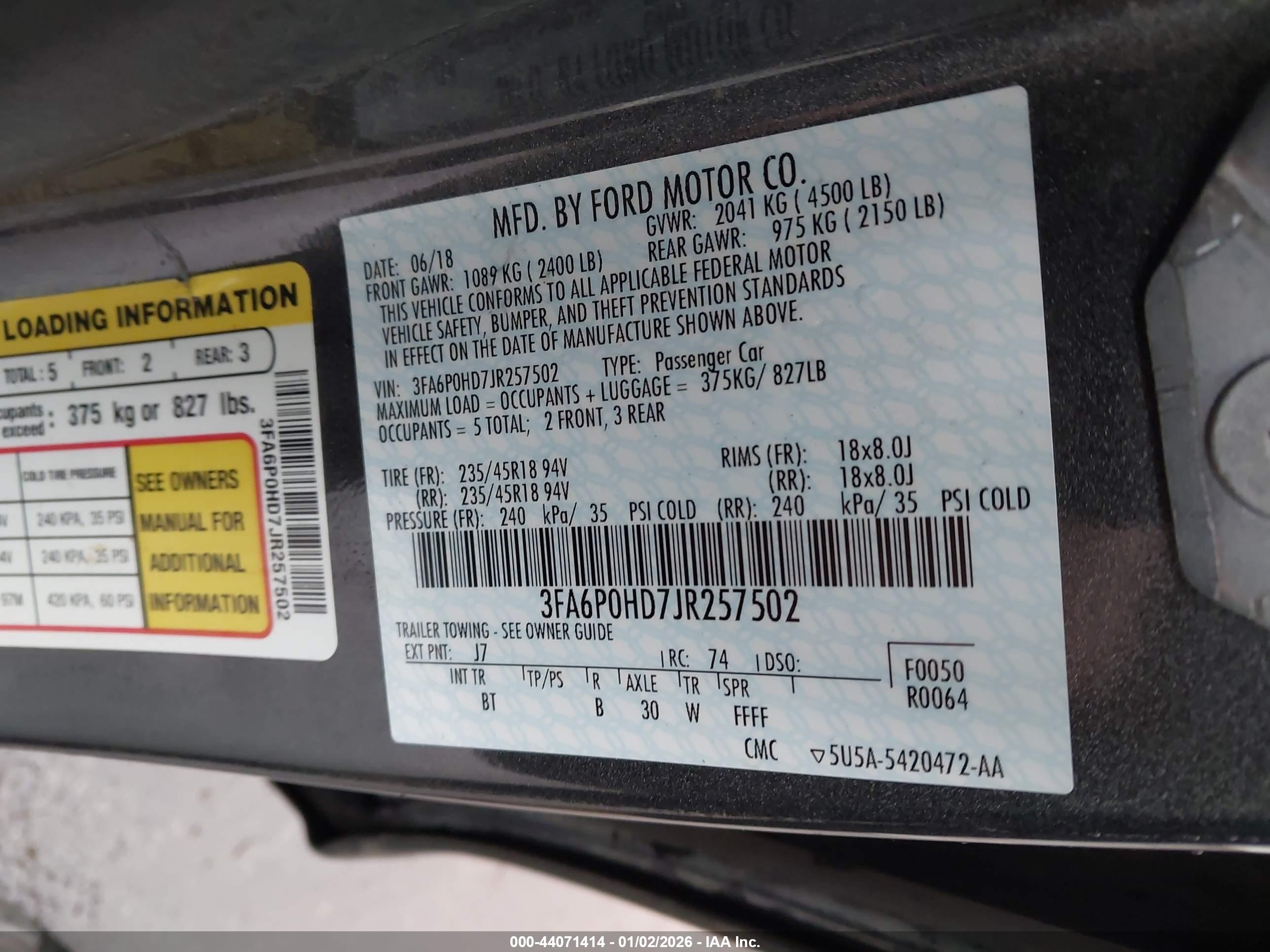 FORD FUSION image 9