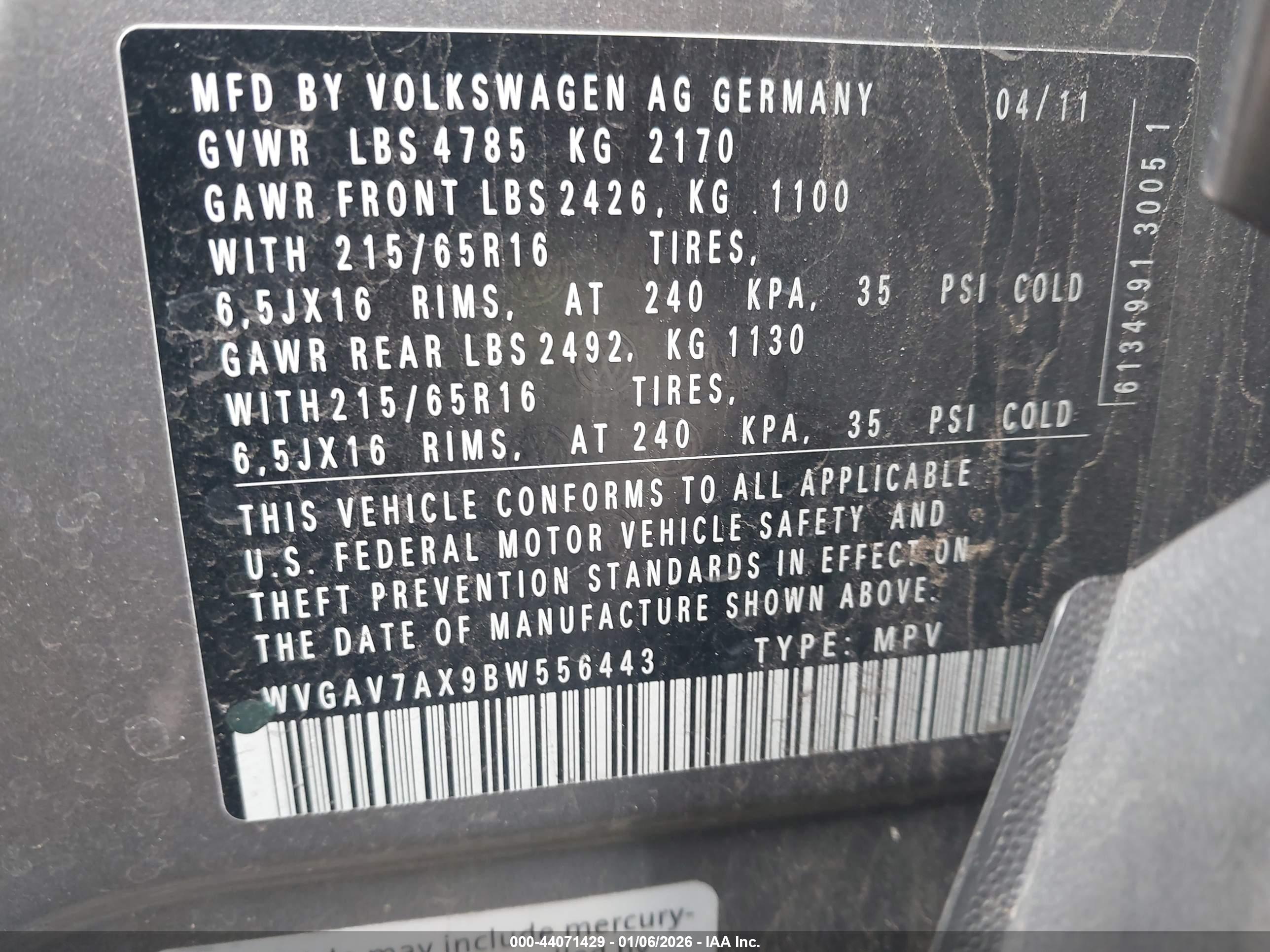 VOLKSWAGEN TIGUAN image 9