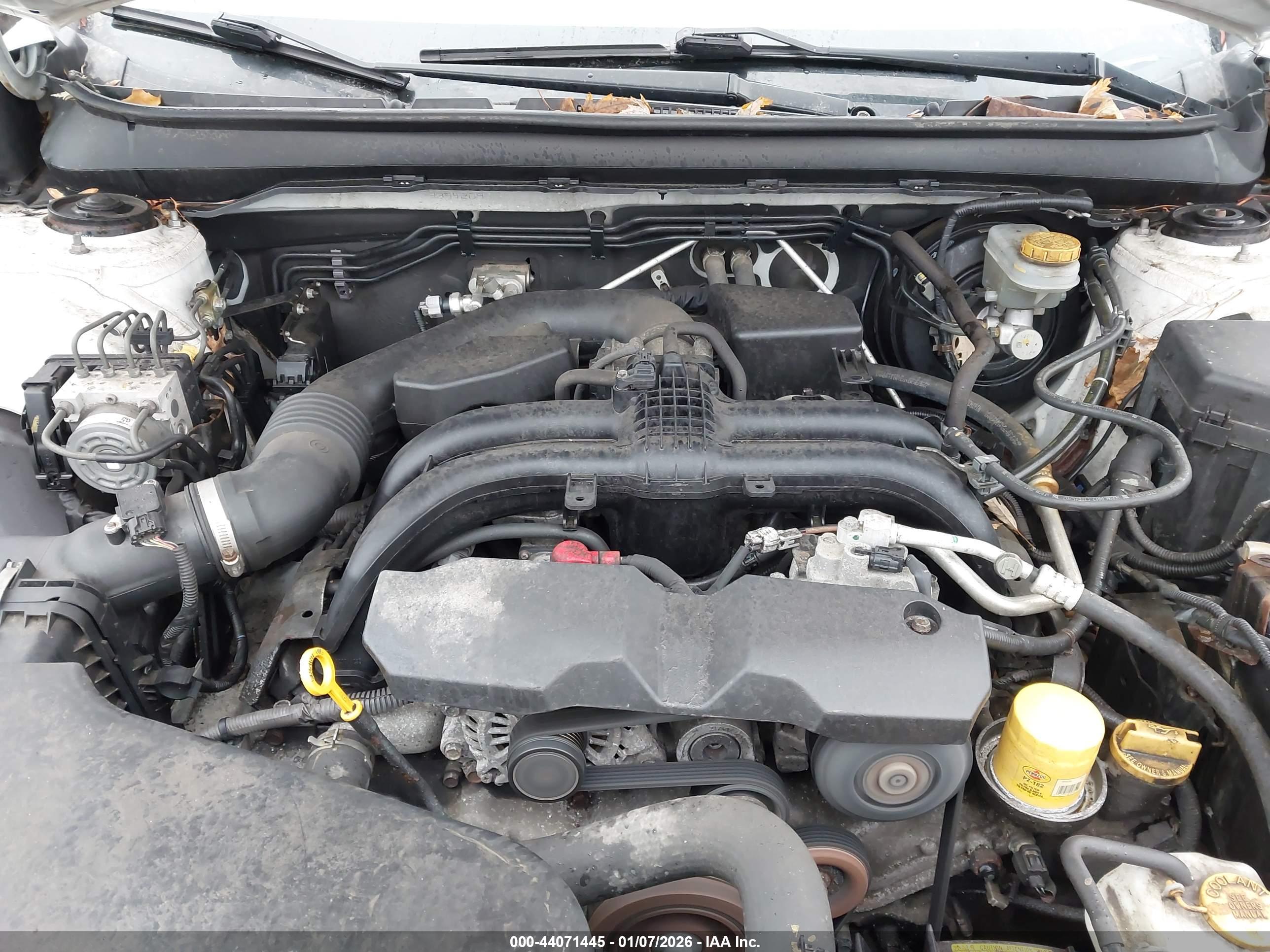 SUBARU OUTBACK image 10
