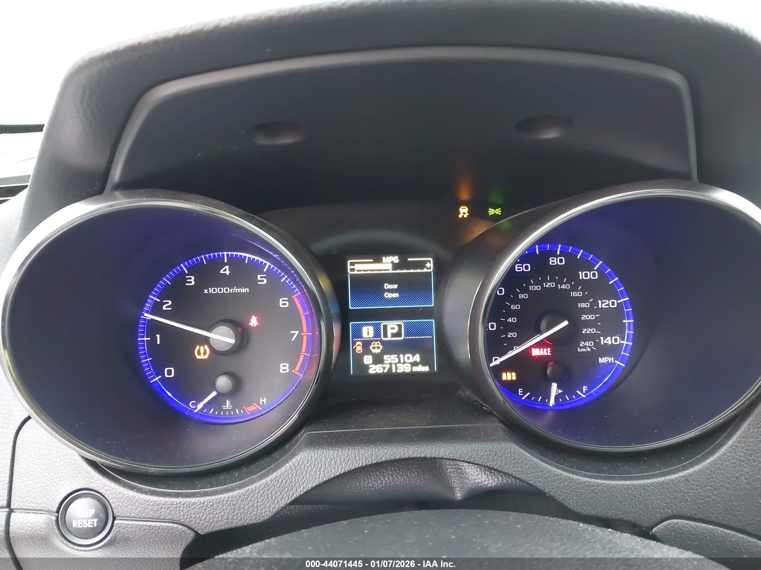 SUBARU OUTBACK image 7