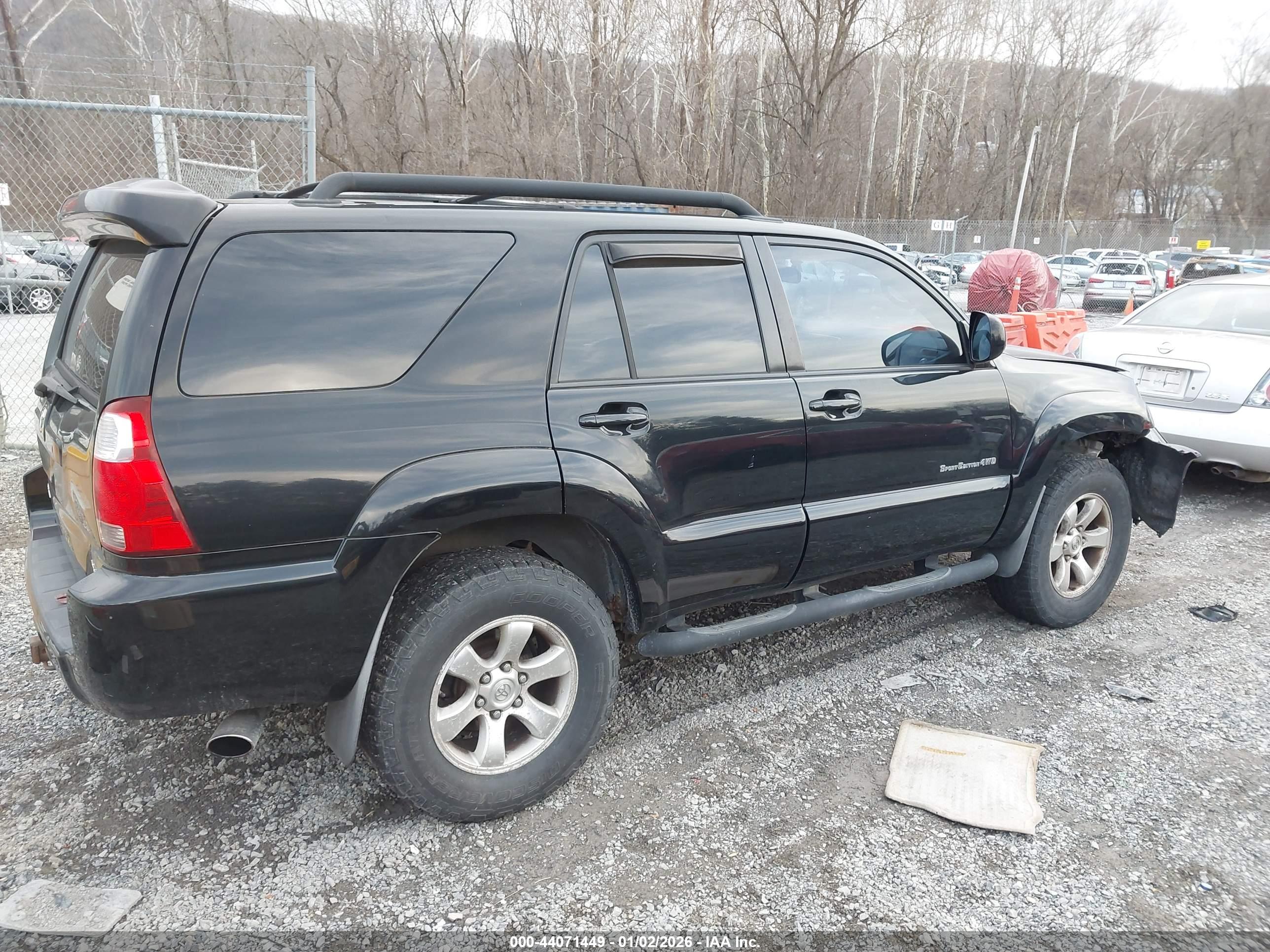 TOYOTA 4RUNNER image 4