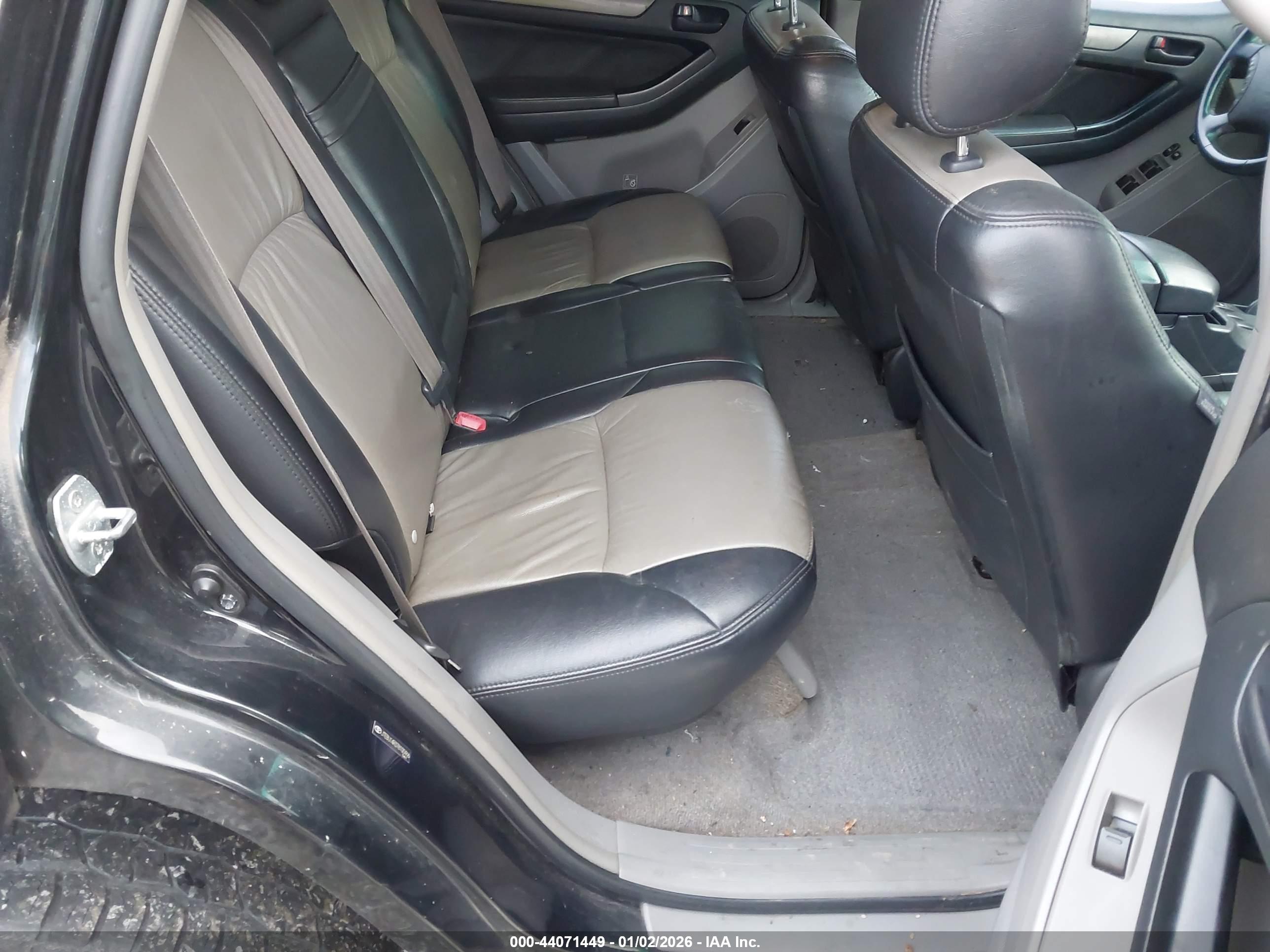TOYOTA 4RUNNER image 8