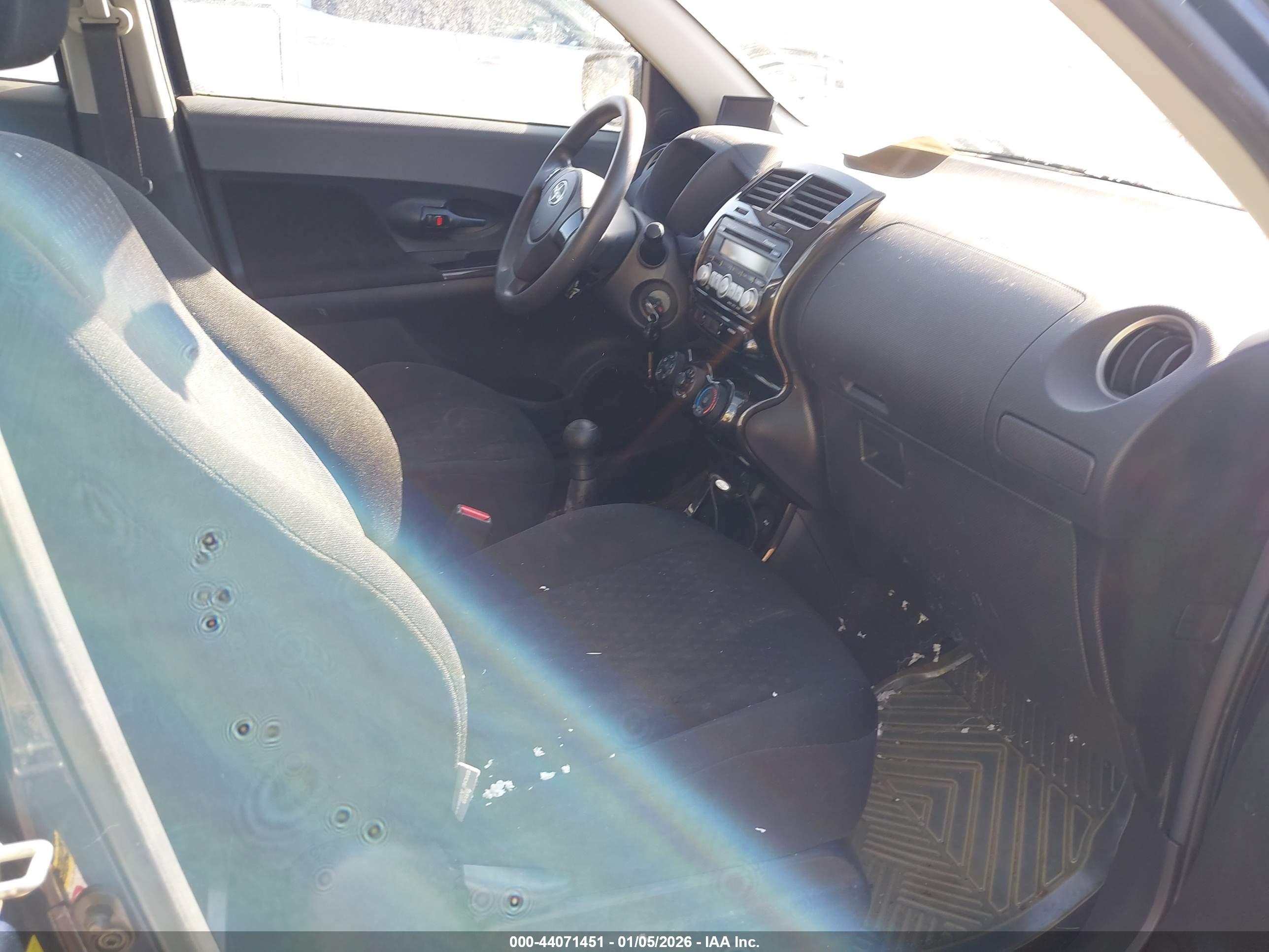 SCION XD image 5