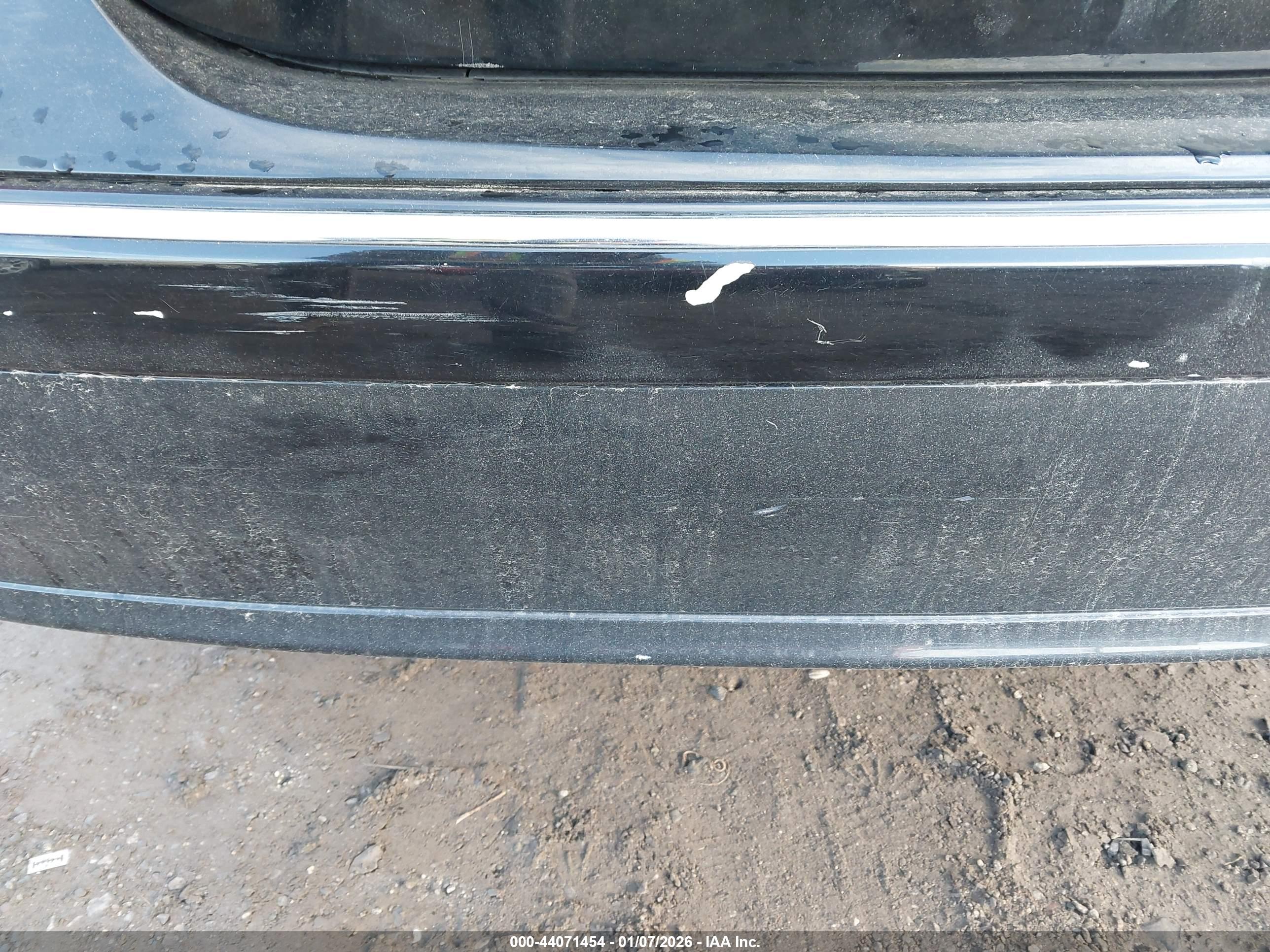 MERCEDES-BENZ E image 6