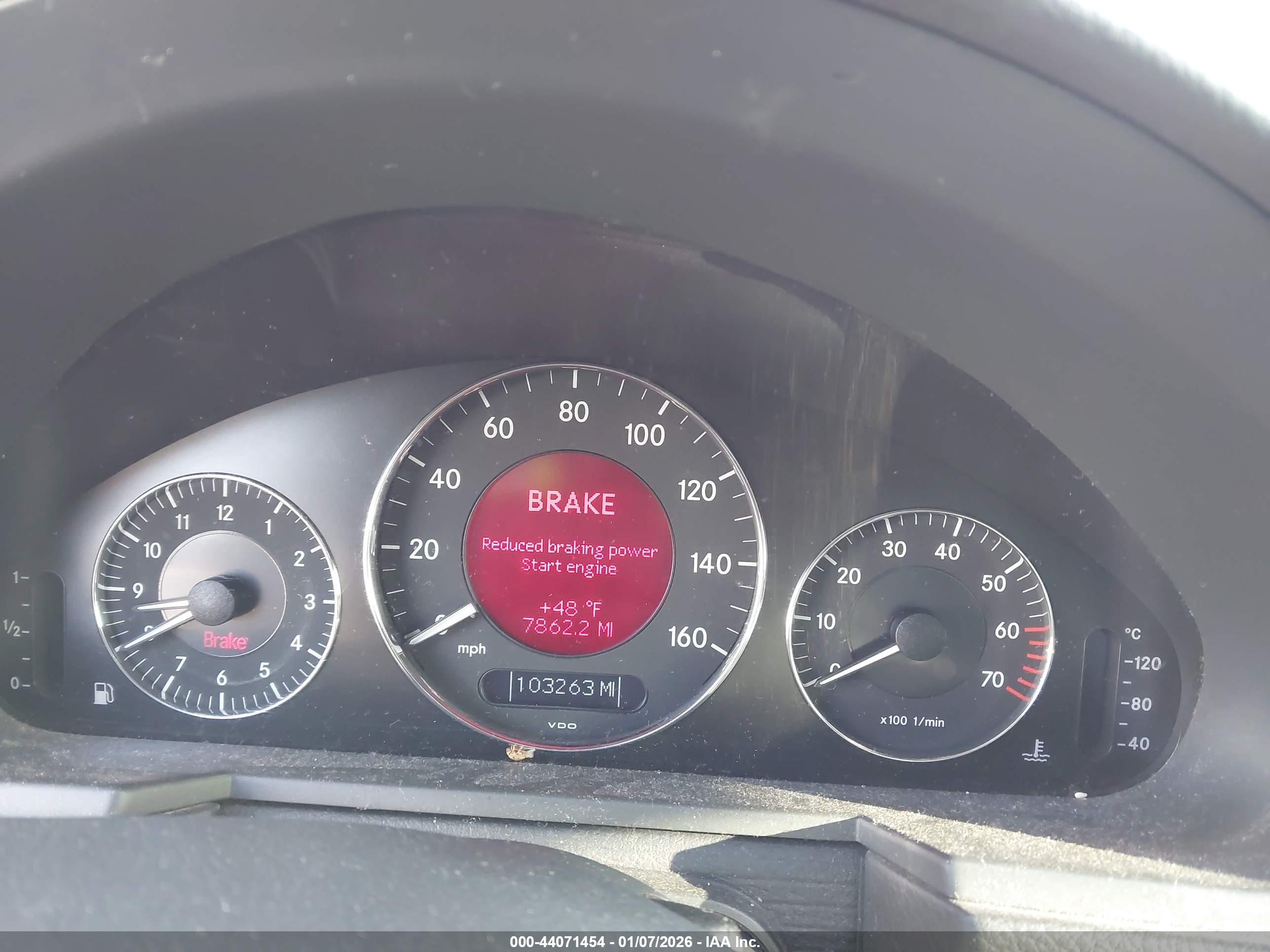 MERCEDES-BENZ E image 7