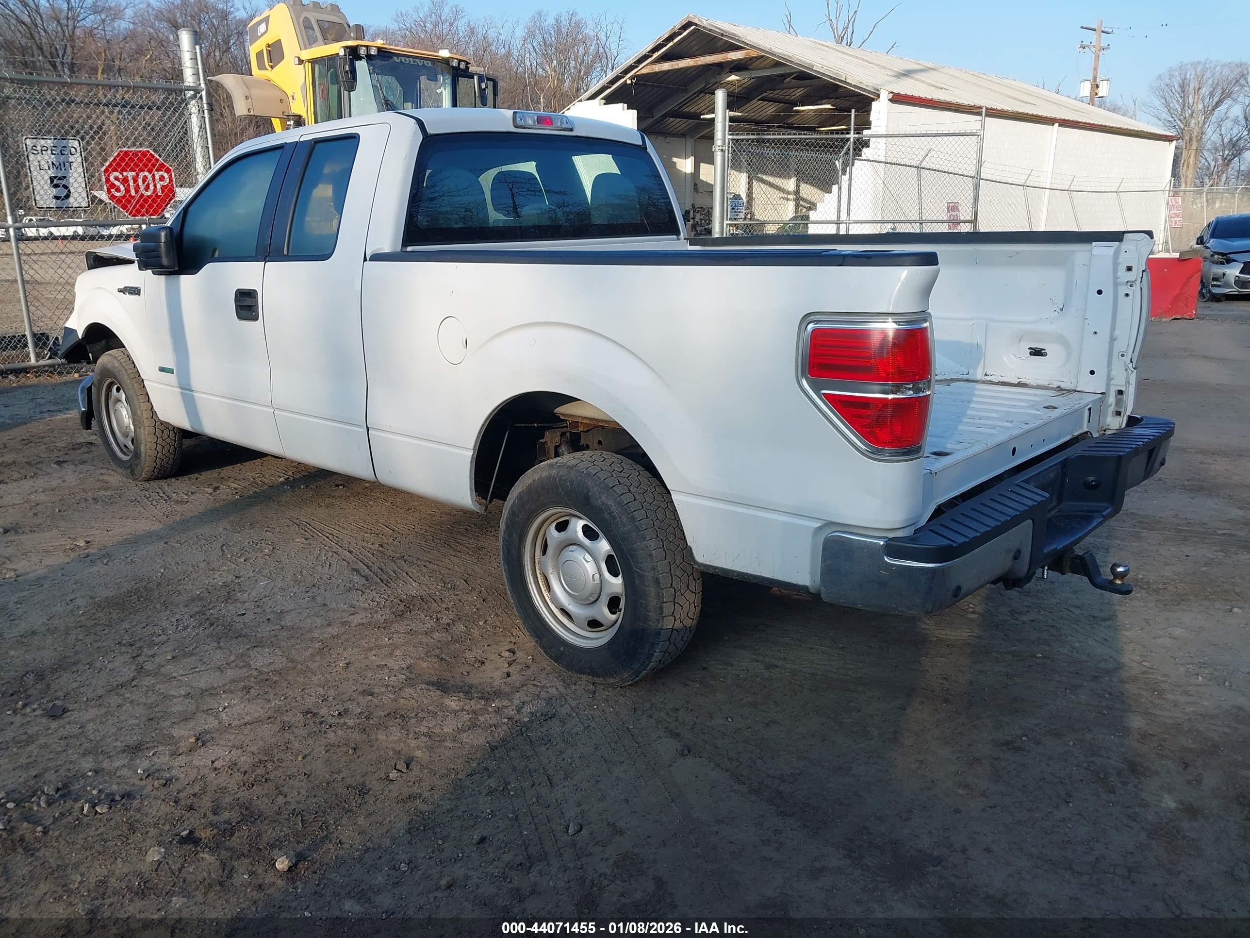 FORD F-150 image 3