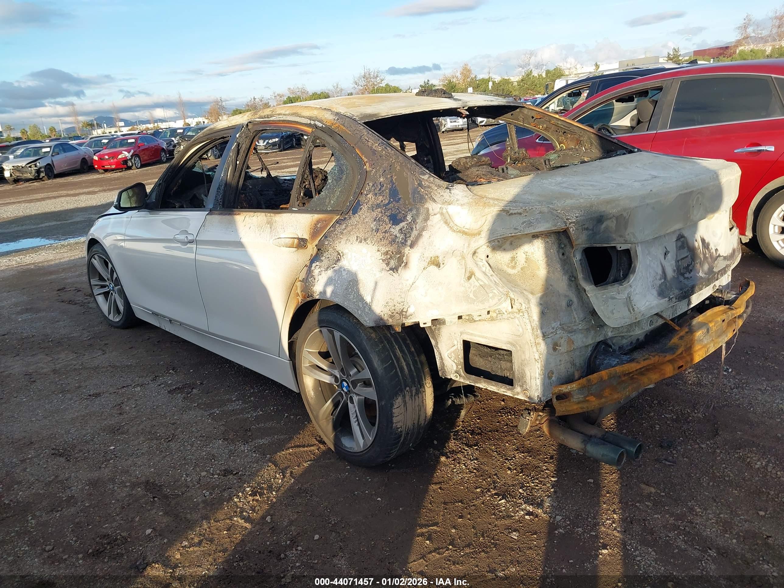 BMW 328I image 3