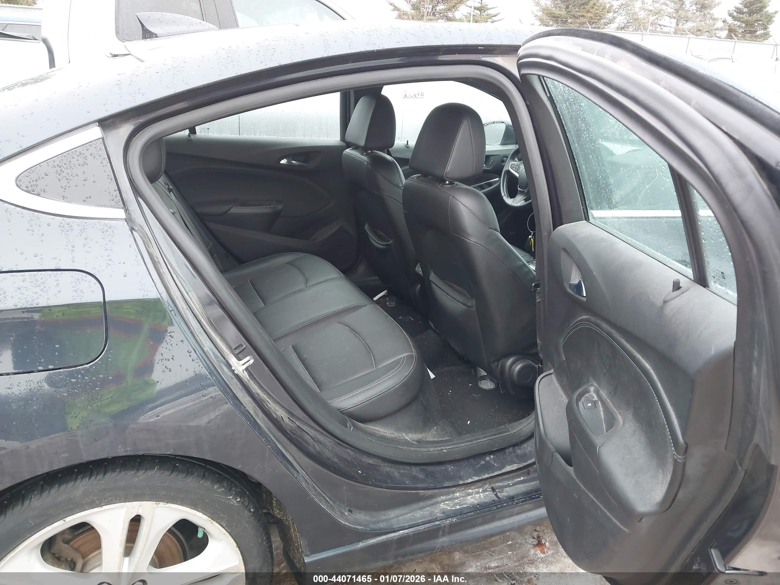 CHEVROLET CRUZE image 8