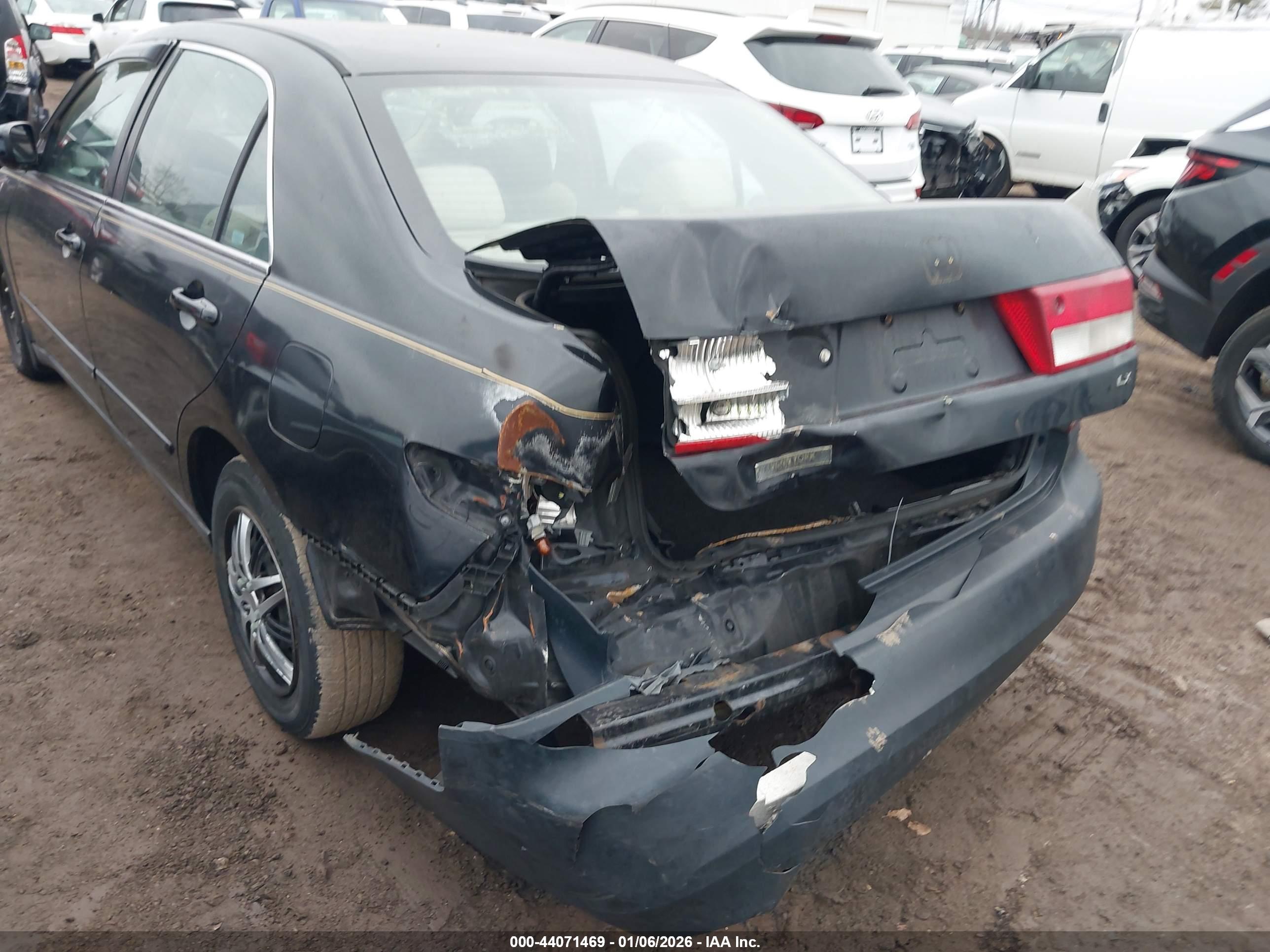 HONDA ACCORD image 6
