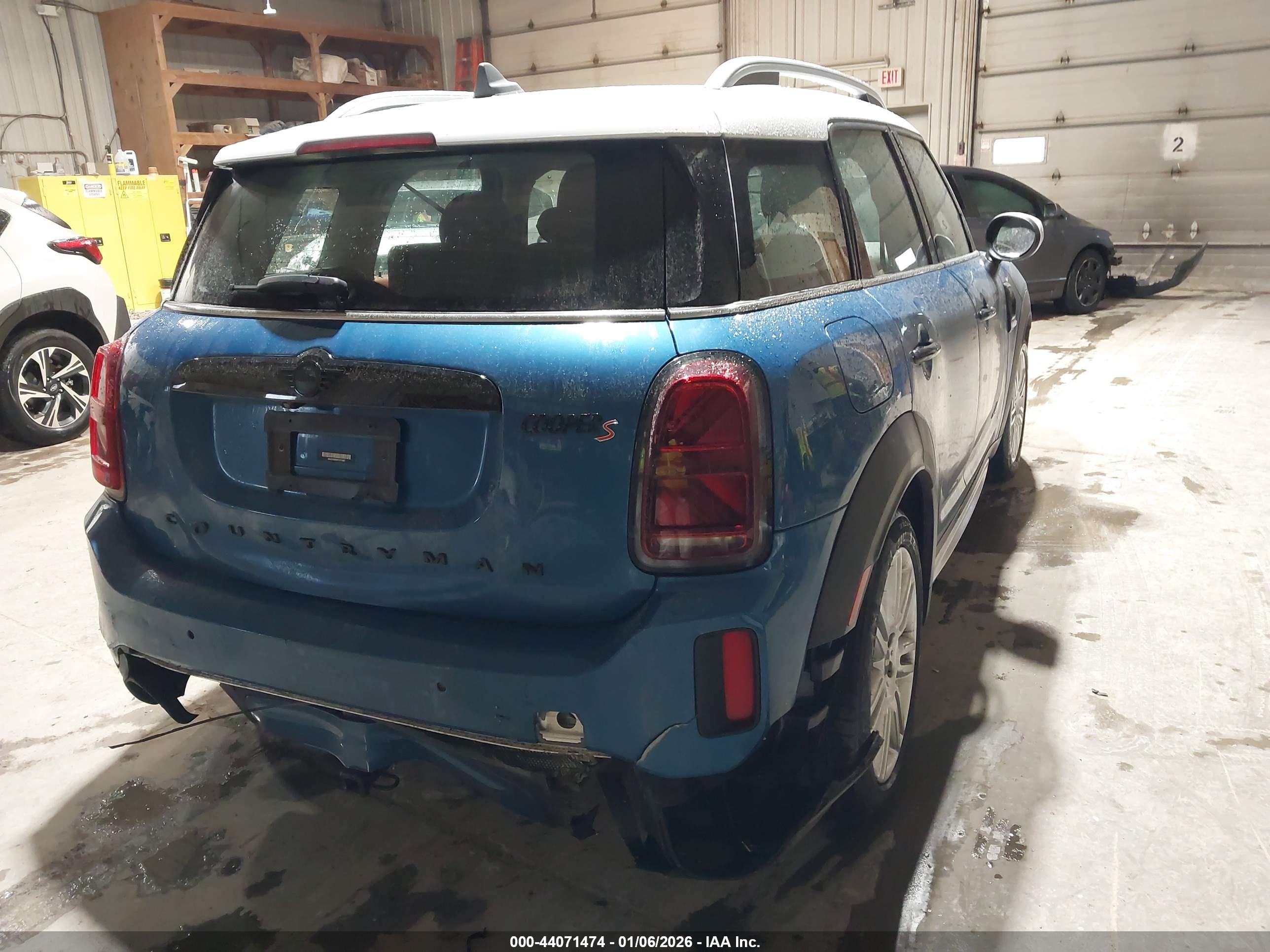 MINI COUNTRYMAN image 4