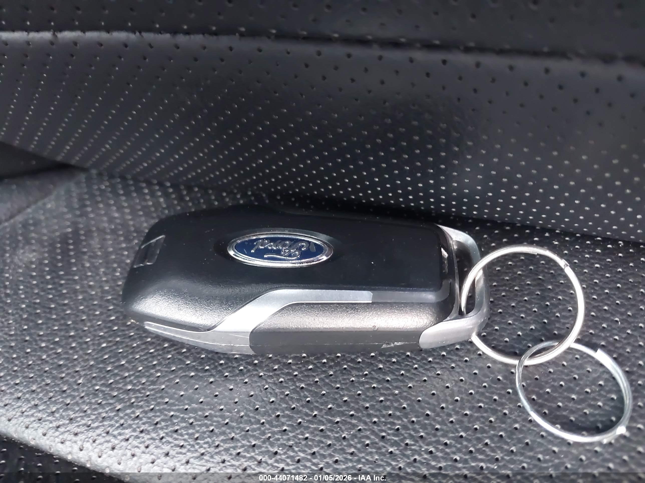 FORD EXPLORER image 11