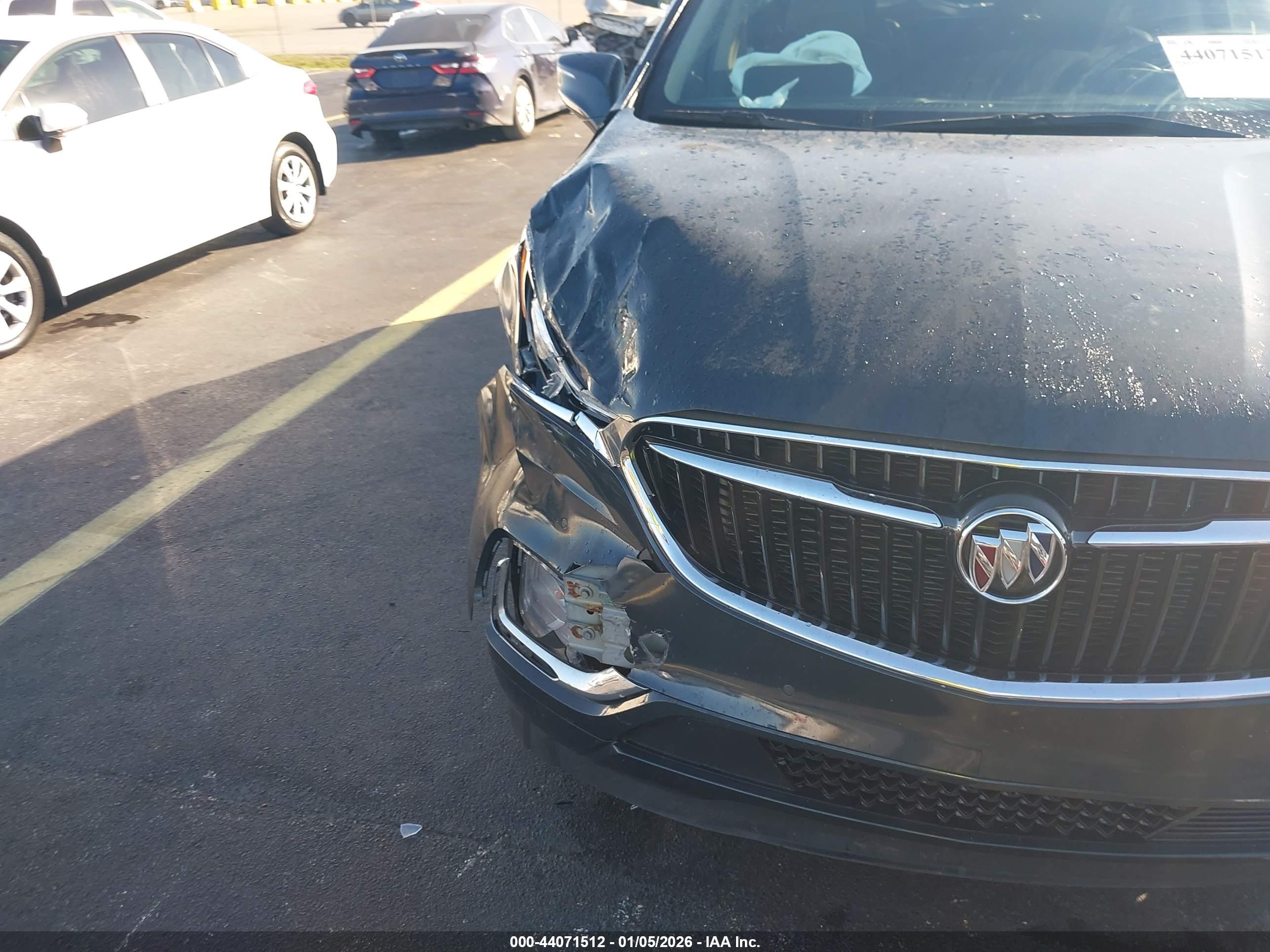 BUICK ENCLAVE image 6