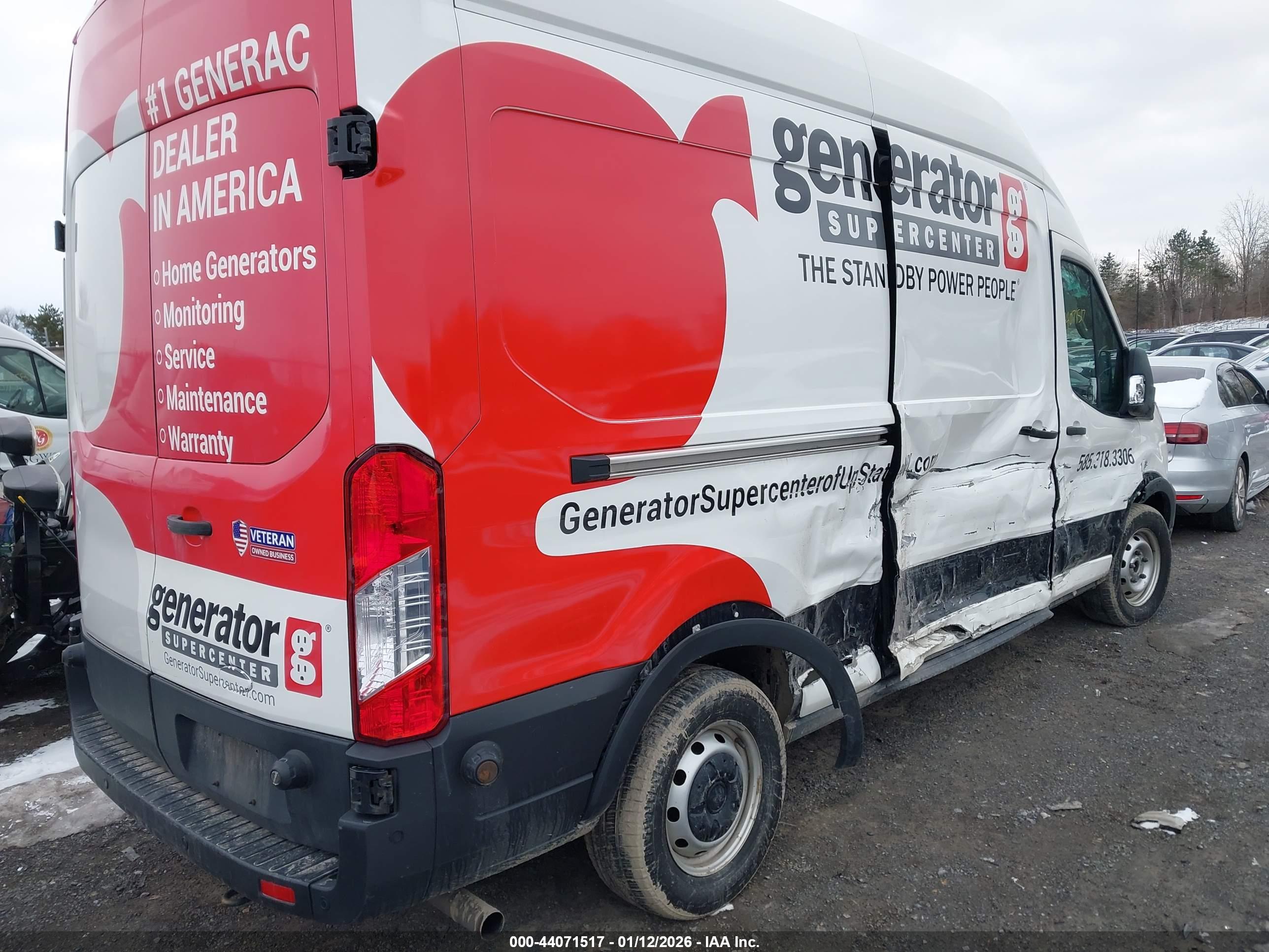 FORD TRANSIT-250 image 4