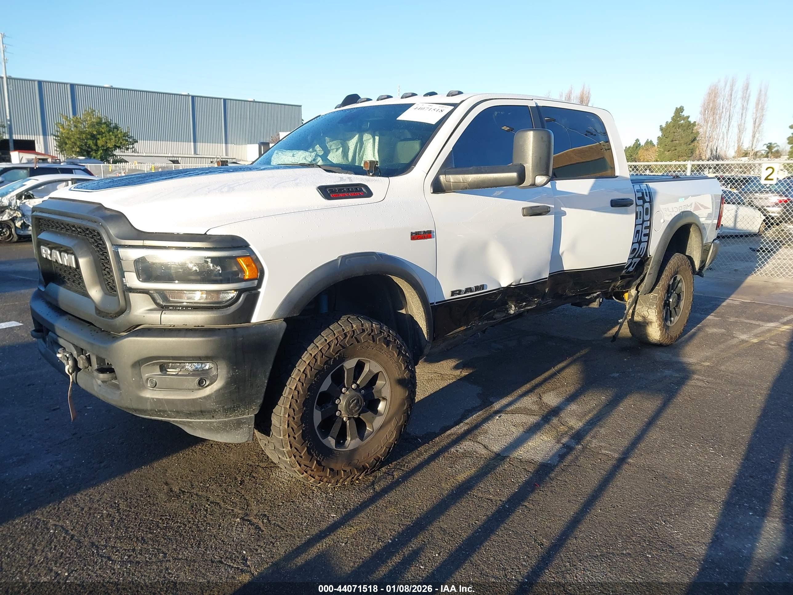 RAM 2500 image 2
