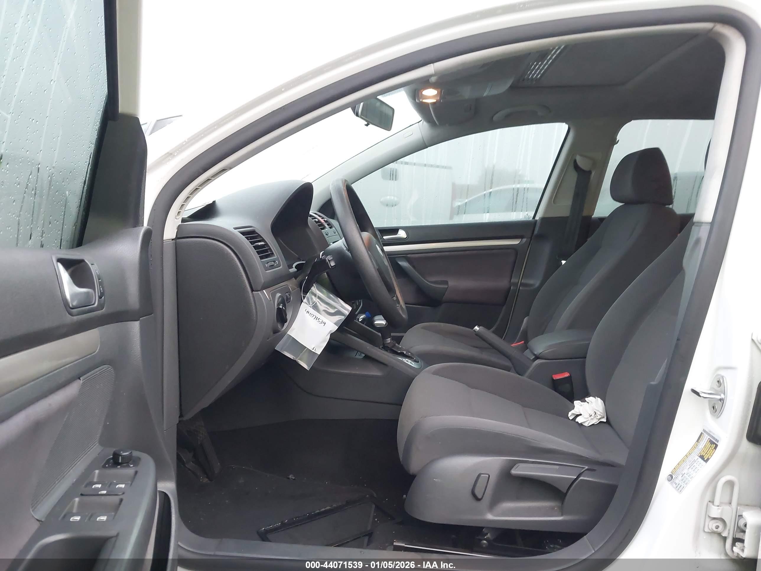 VOLKSWAGEN RABBIT image 5