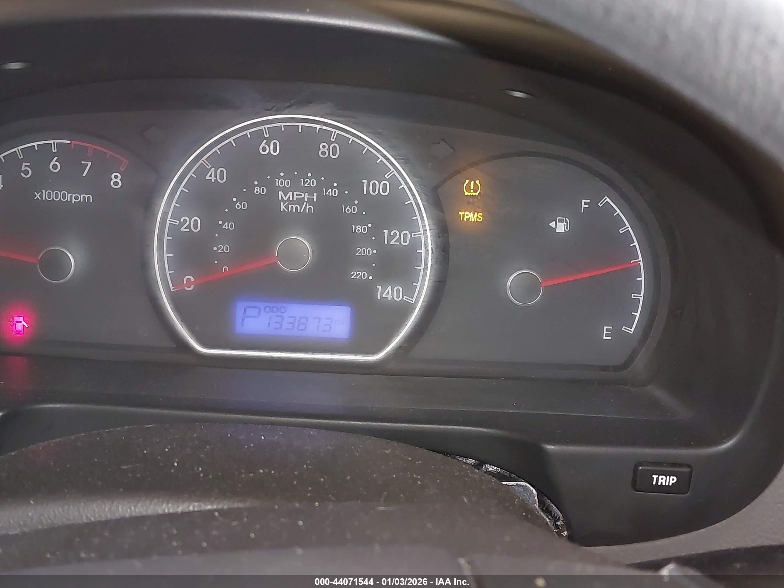 HYUNDAI ELANTRA image 7