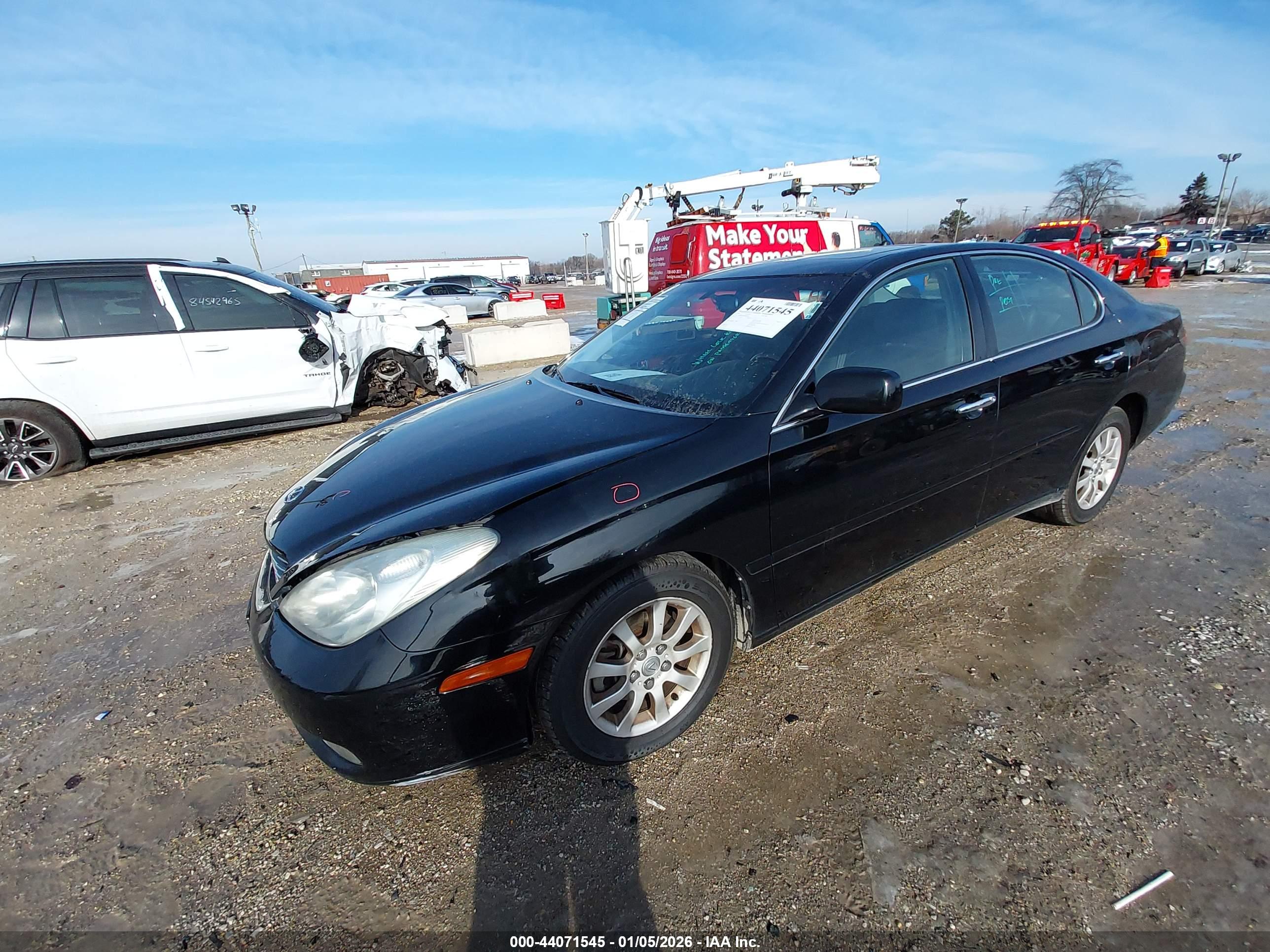 LEXUS ES image 2
