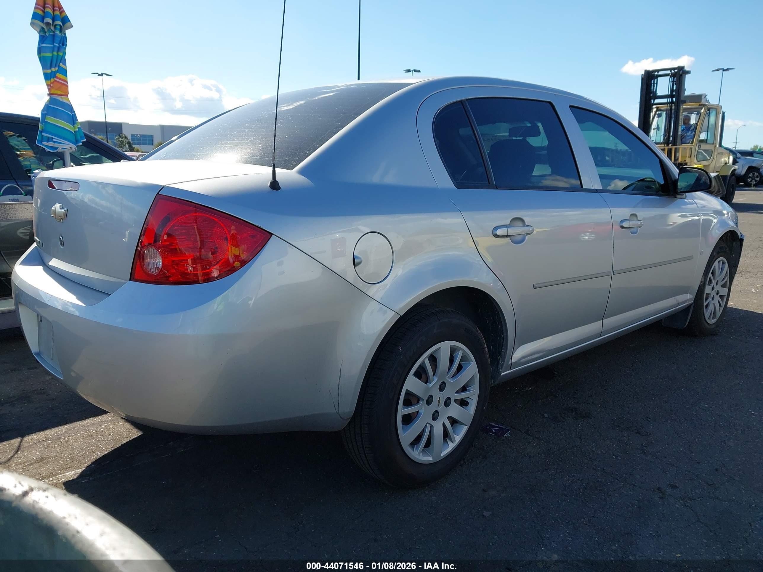 CHEVROLET COBALT image 4