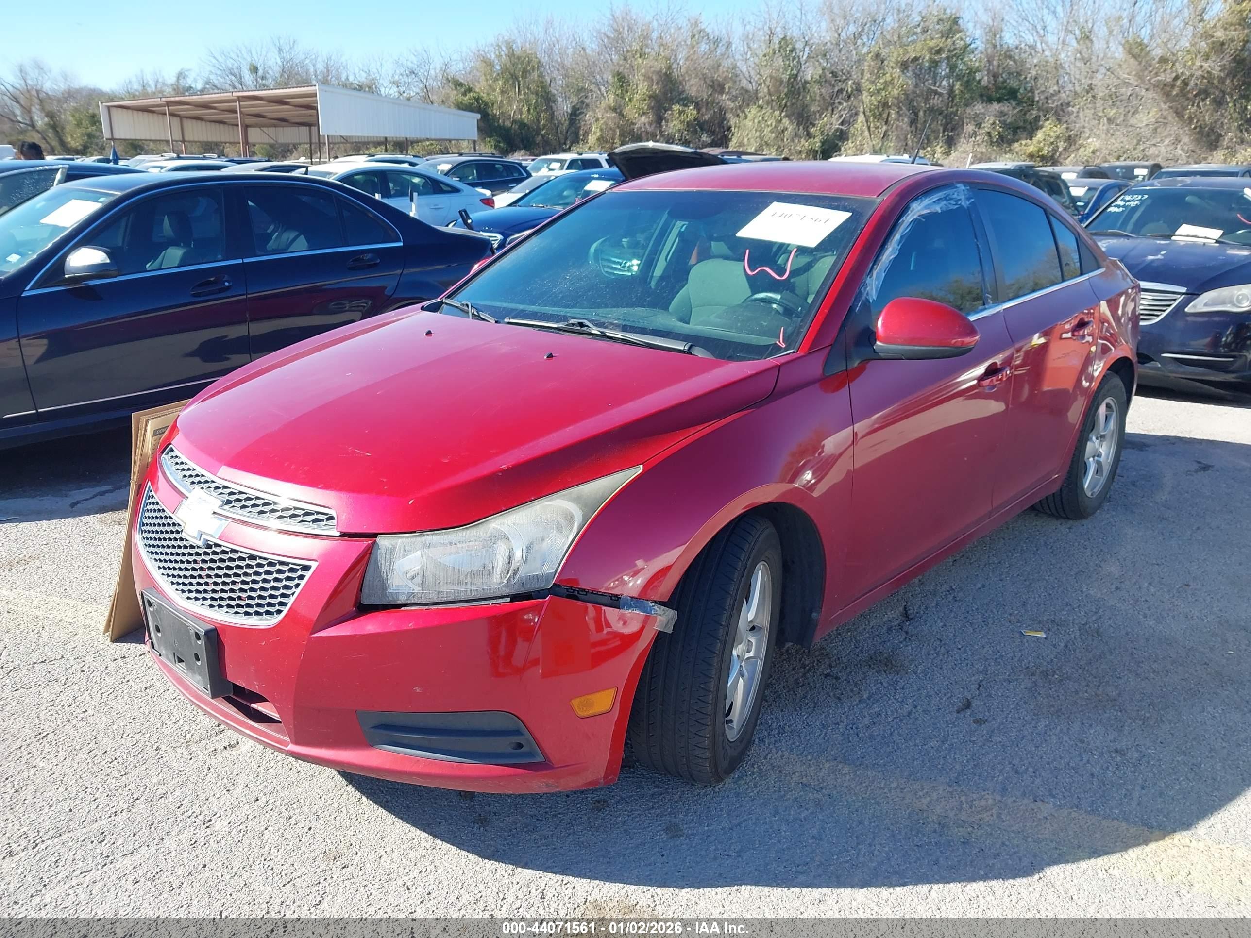 CHEVROLET CRUZE image 2
