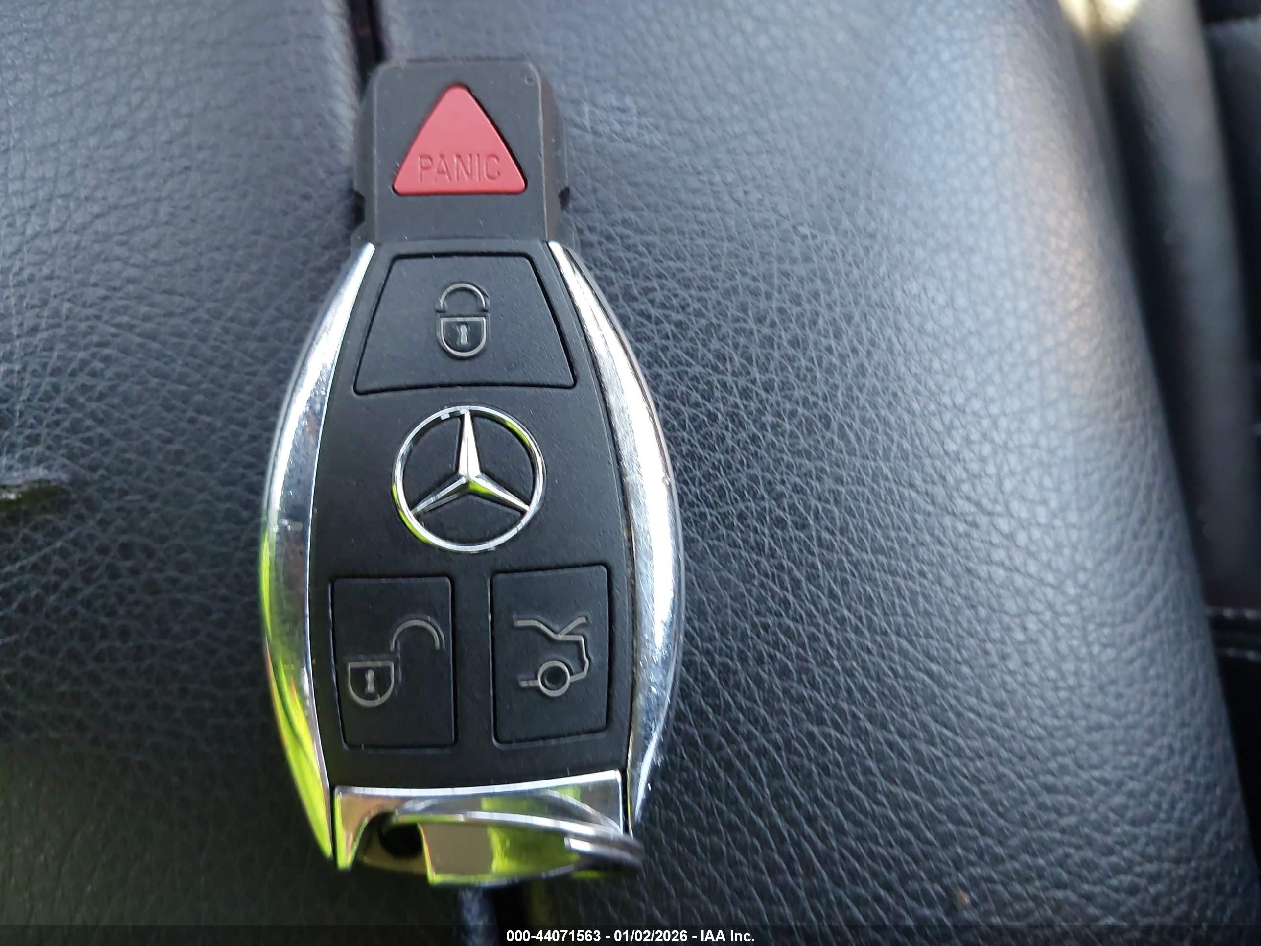 MERCEDES-BENZ GLC image 11