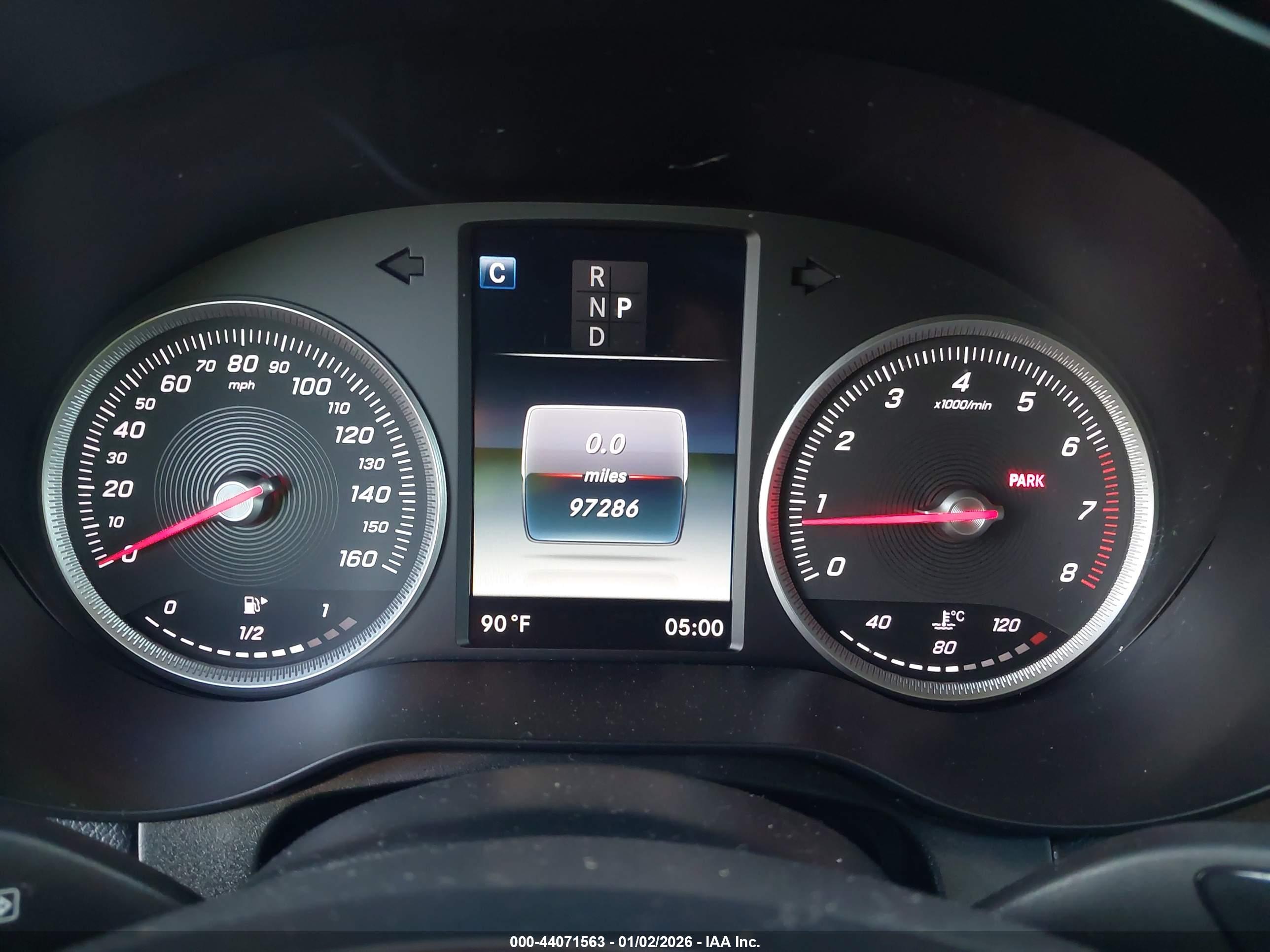 MERCEDES-BENZ GLC image 7