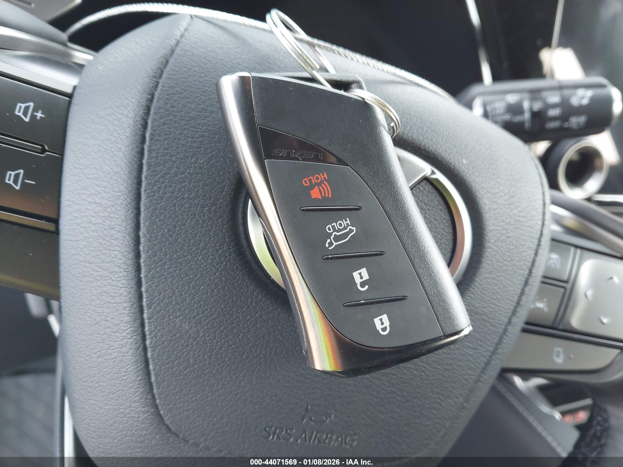 LEXUS RX image 11
