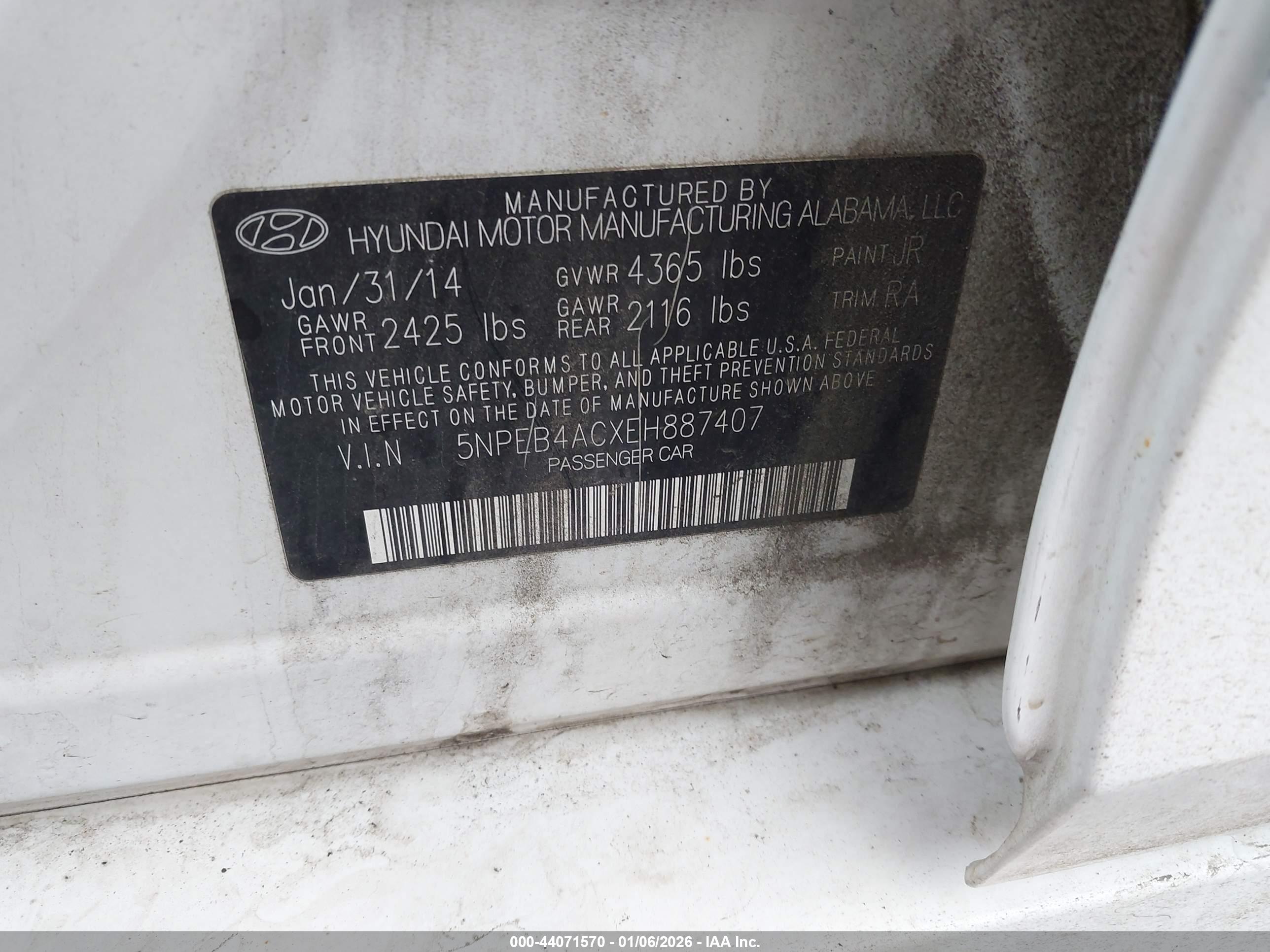 HYUNDAI SONATA image 9