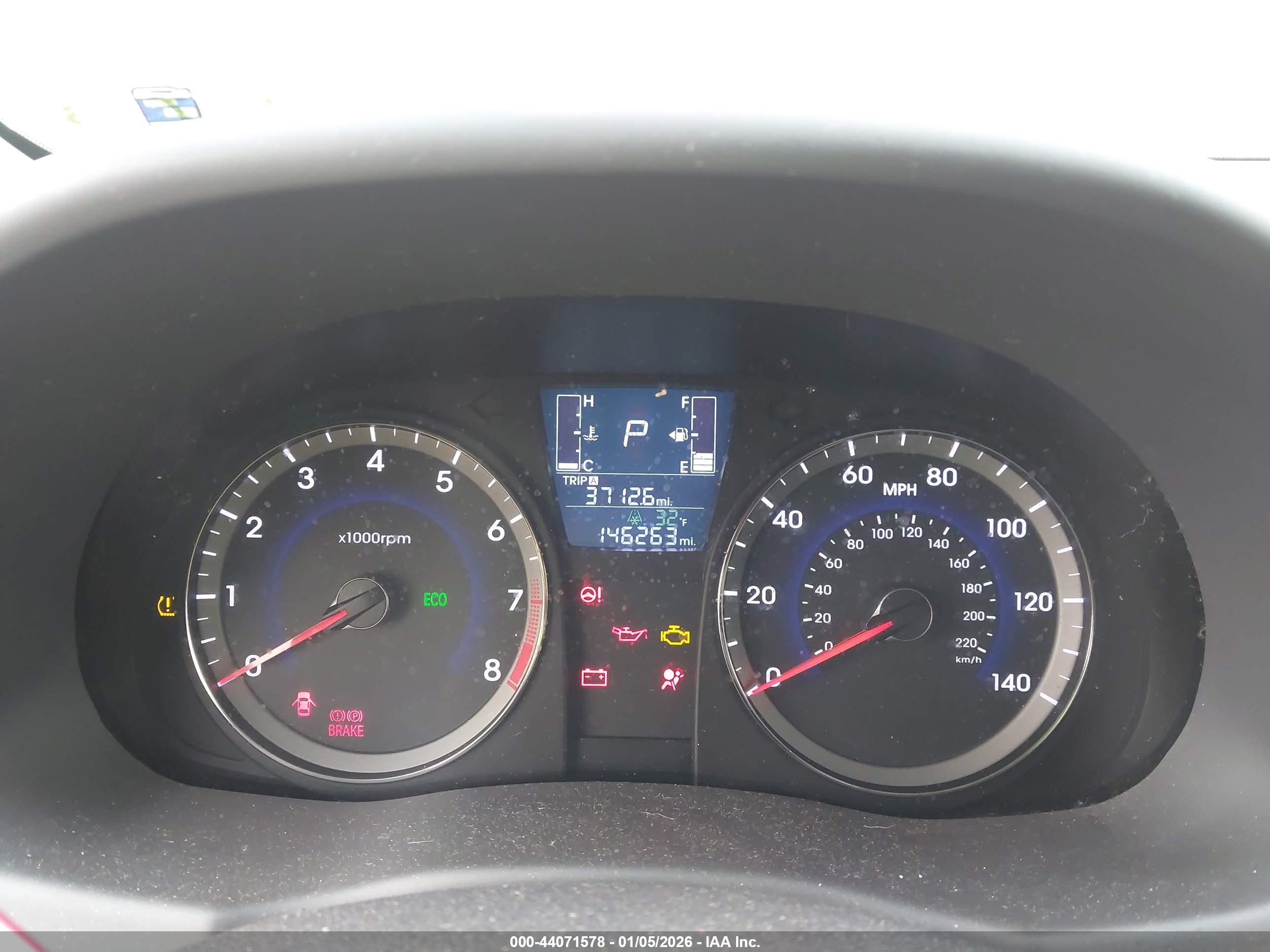 HYUNDAI ACCENT image 7