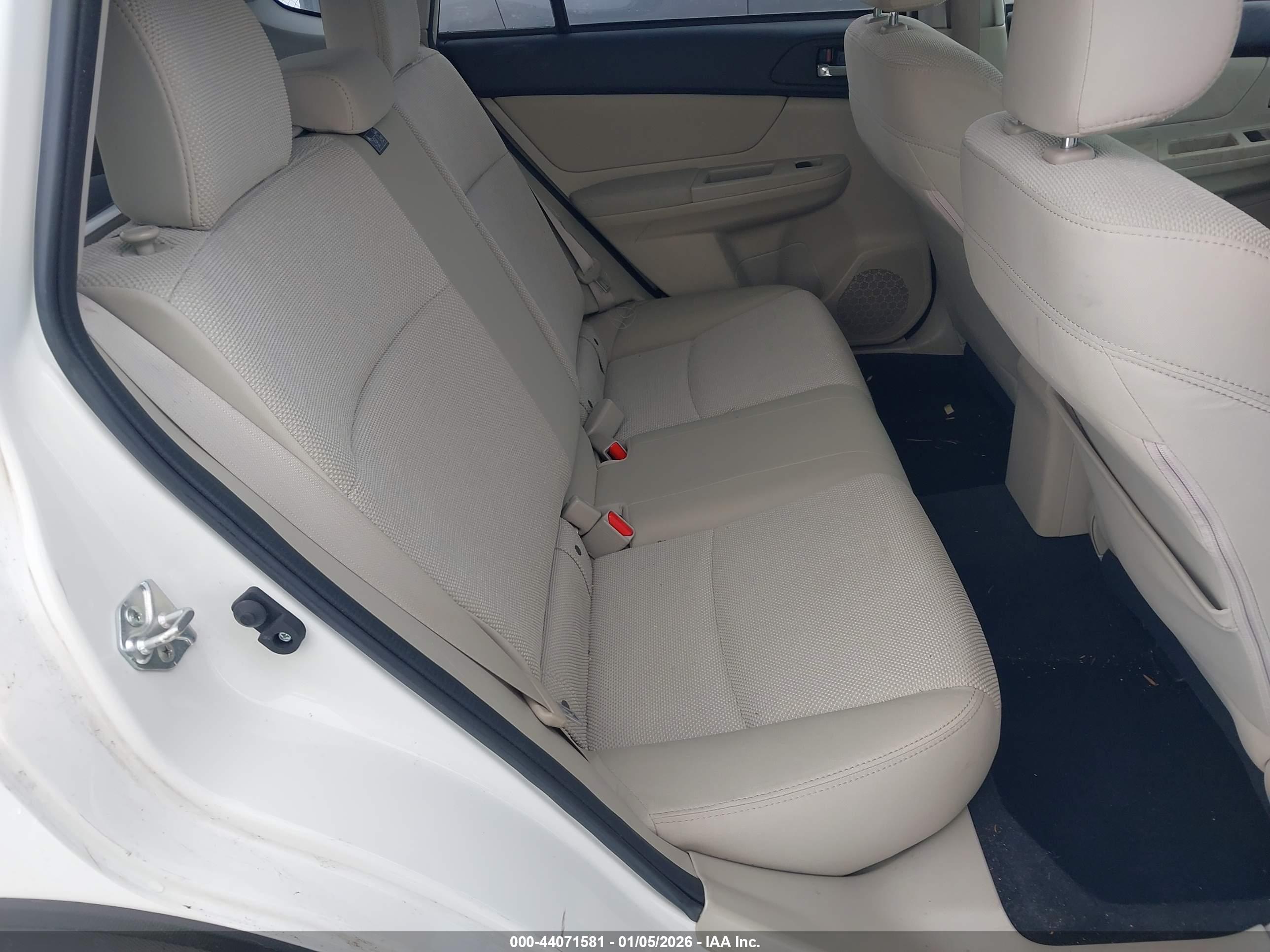 SUBARU XV image 8
