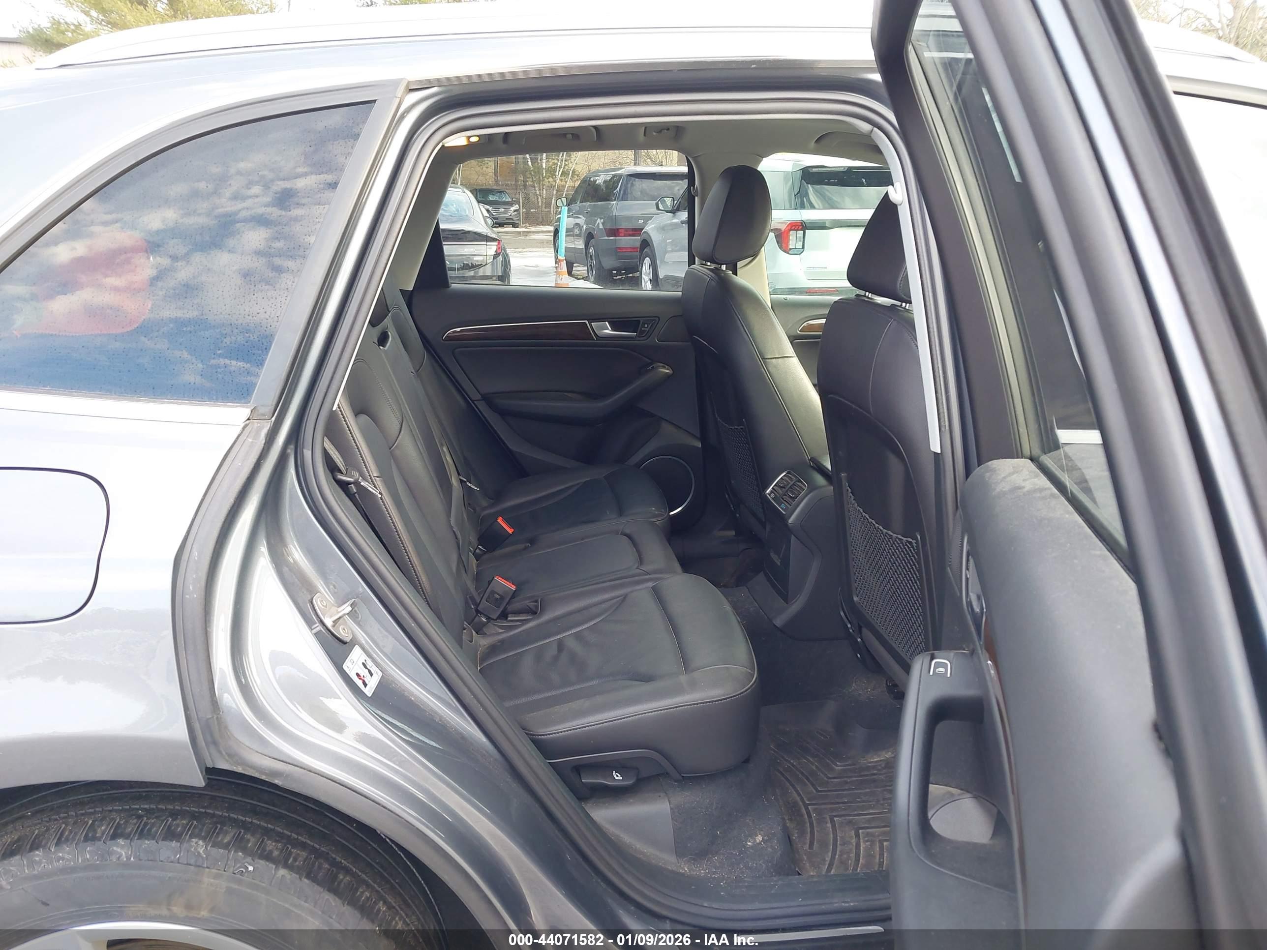 AUDI Q5 image 8