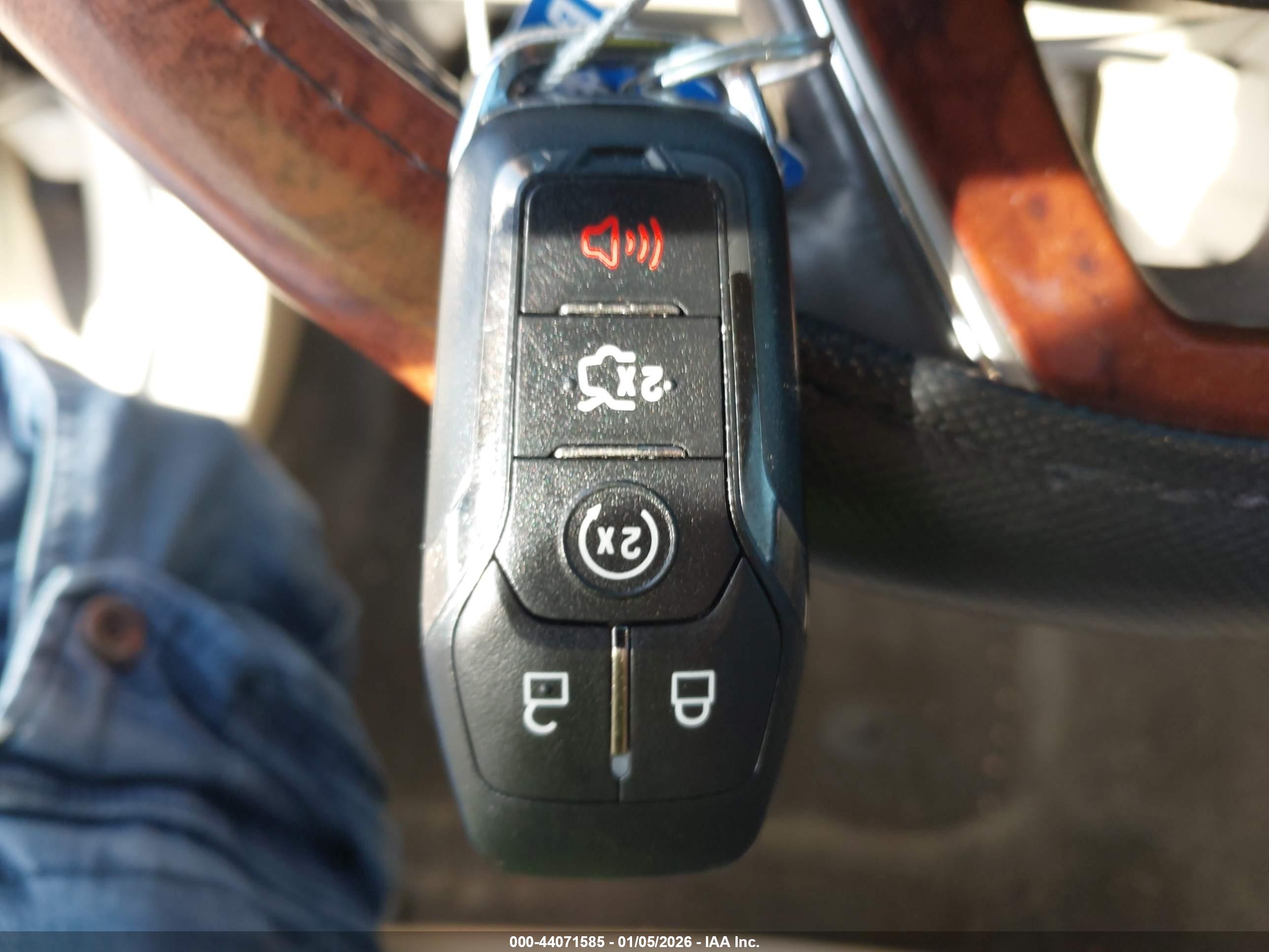 LINCOLN MKZ image 11