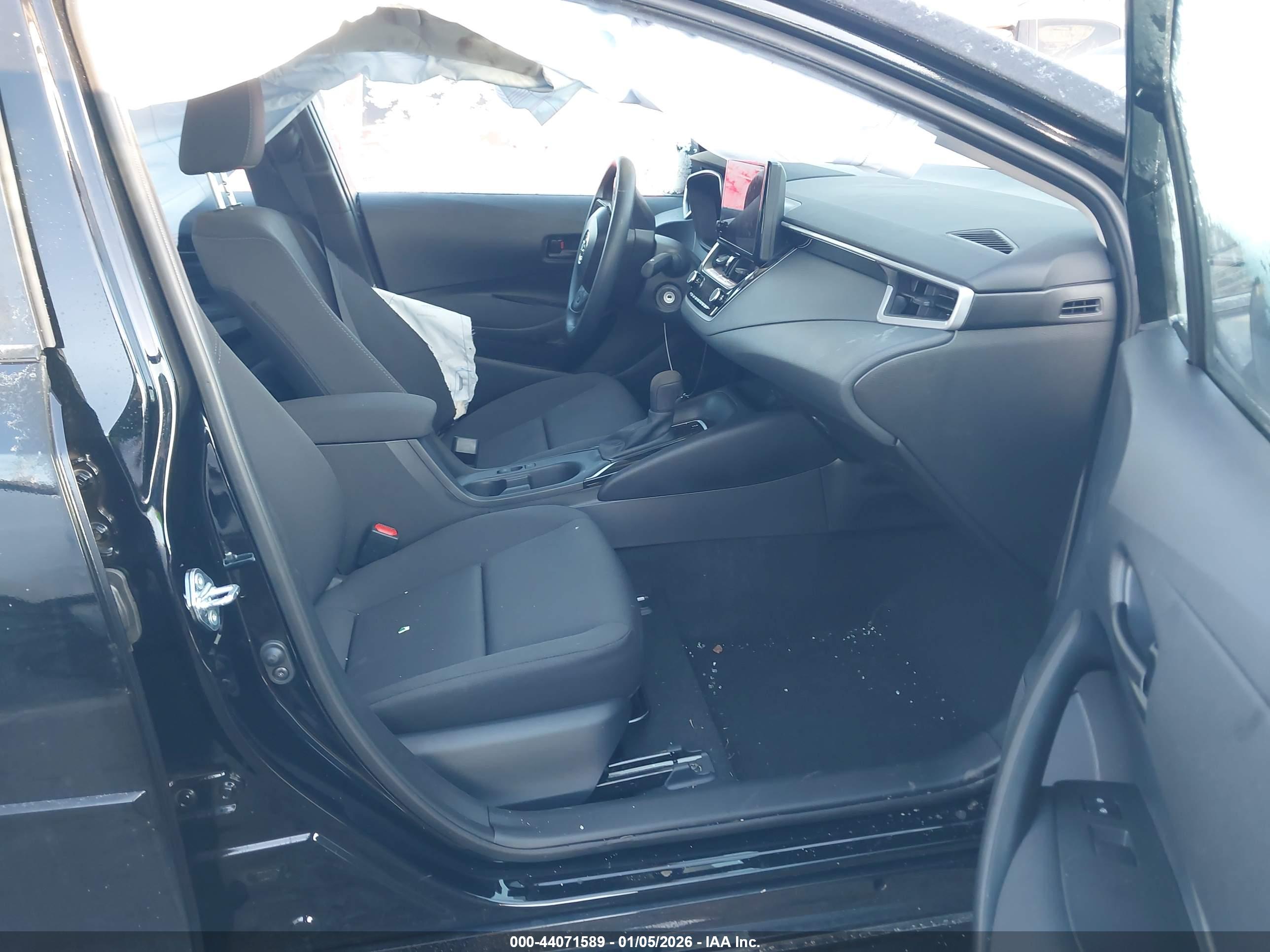 TOYOTA COROLLA image 5