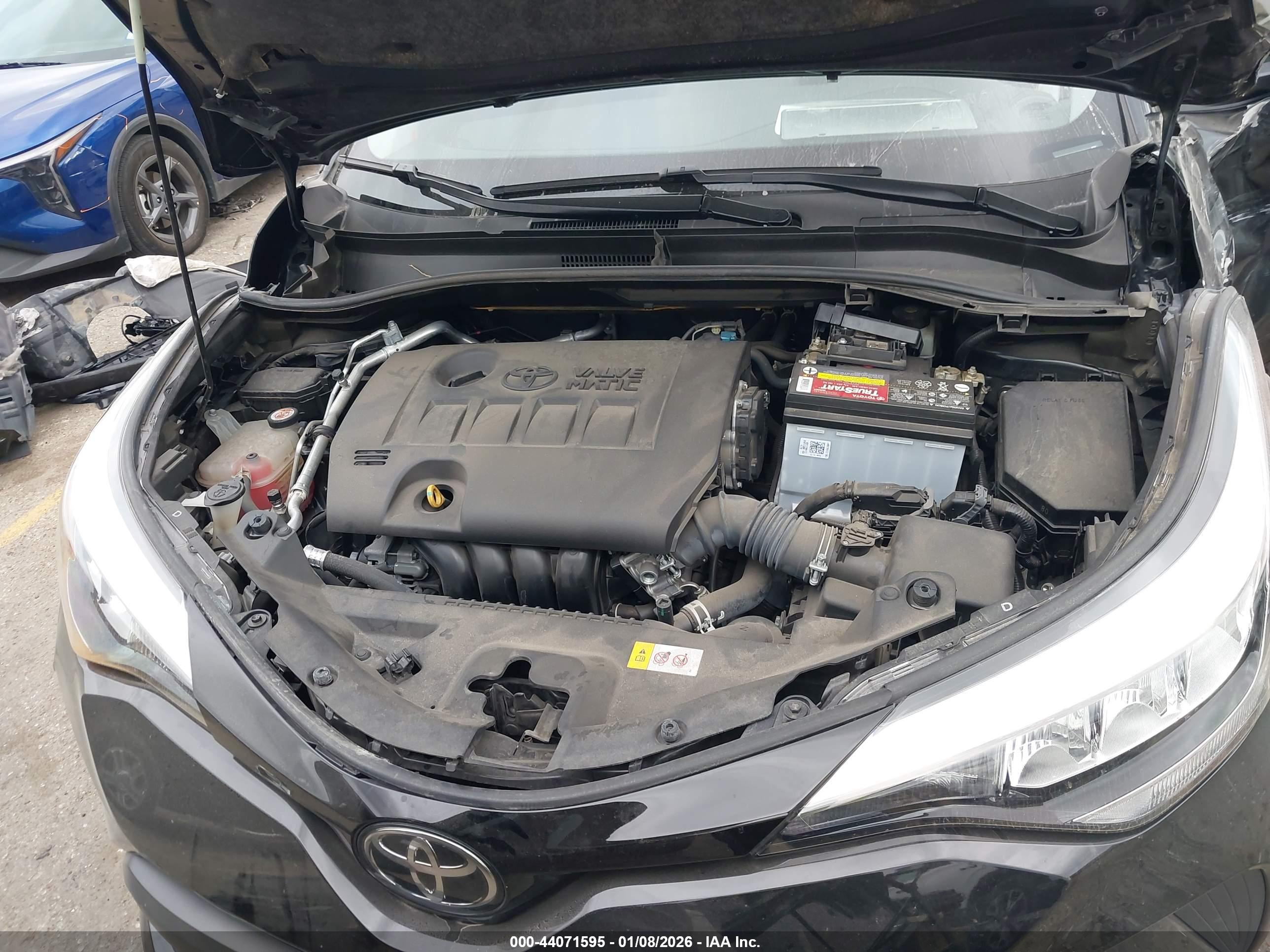 TOYOTA C-HR image 10
