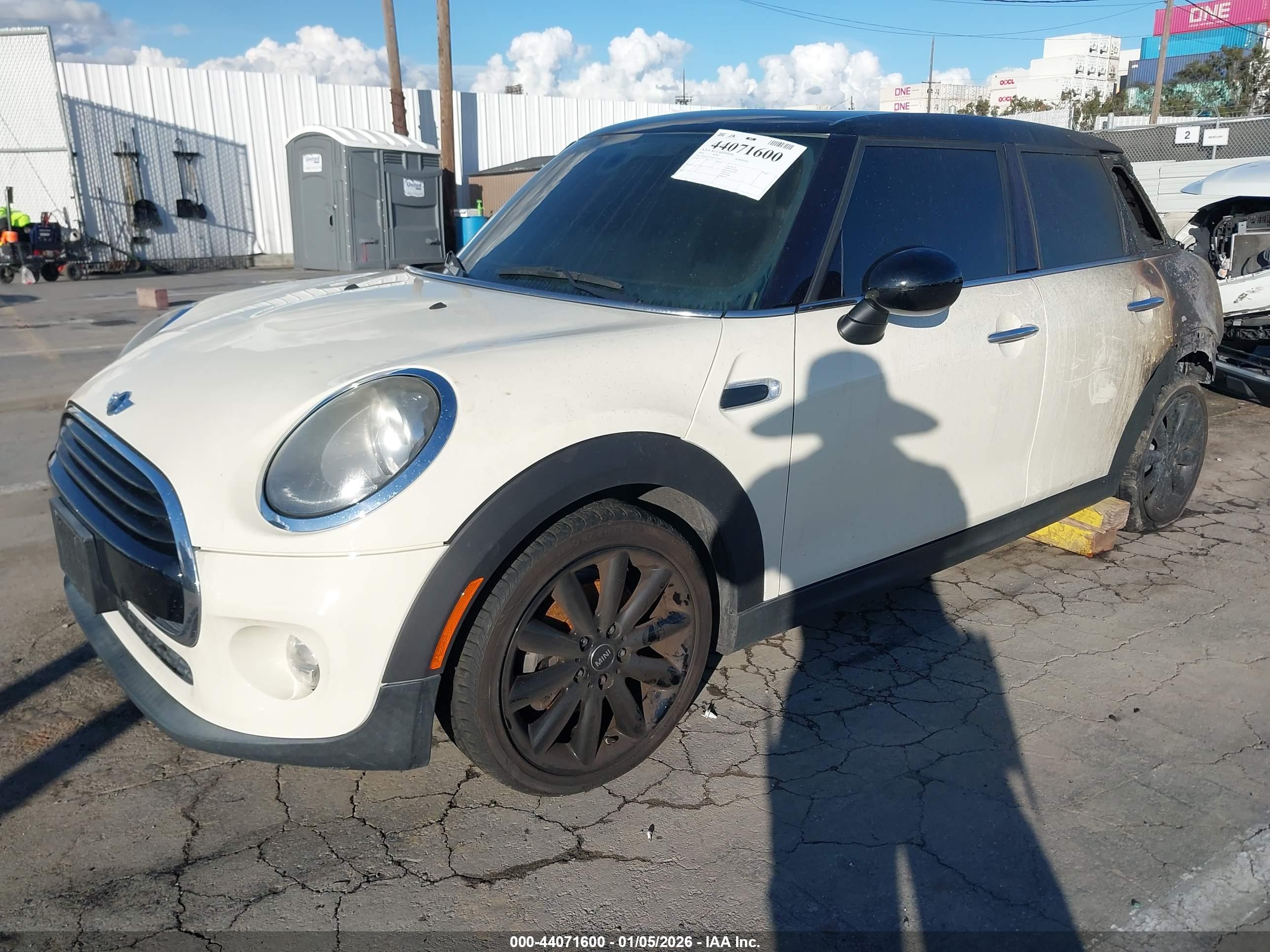 MINI HARDTOP image 2