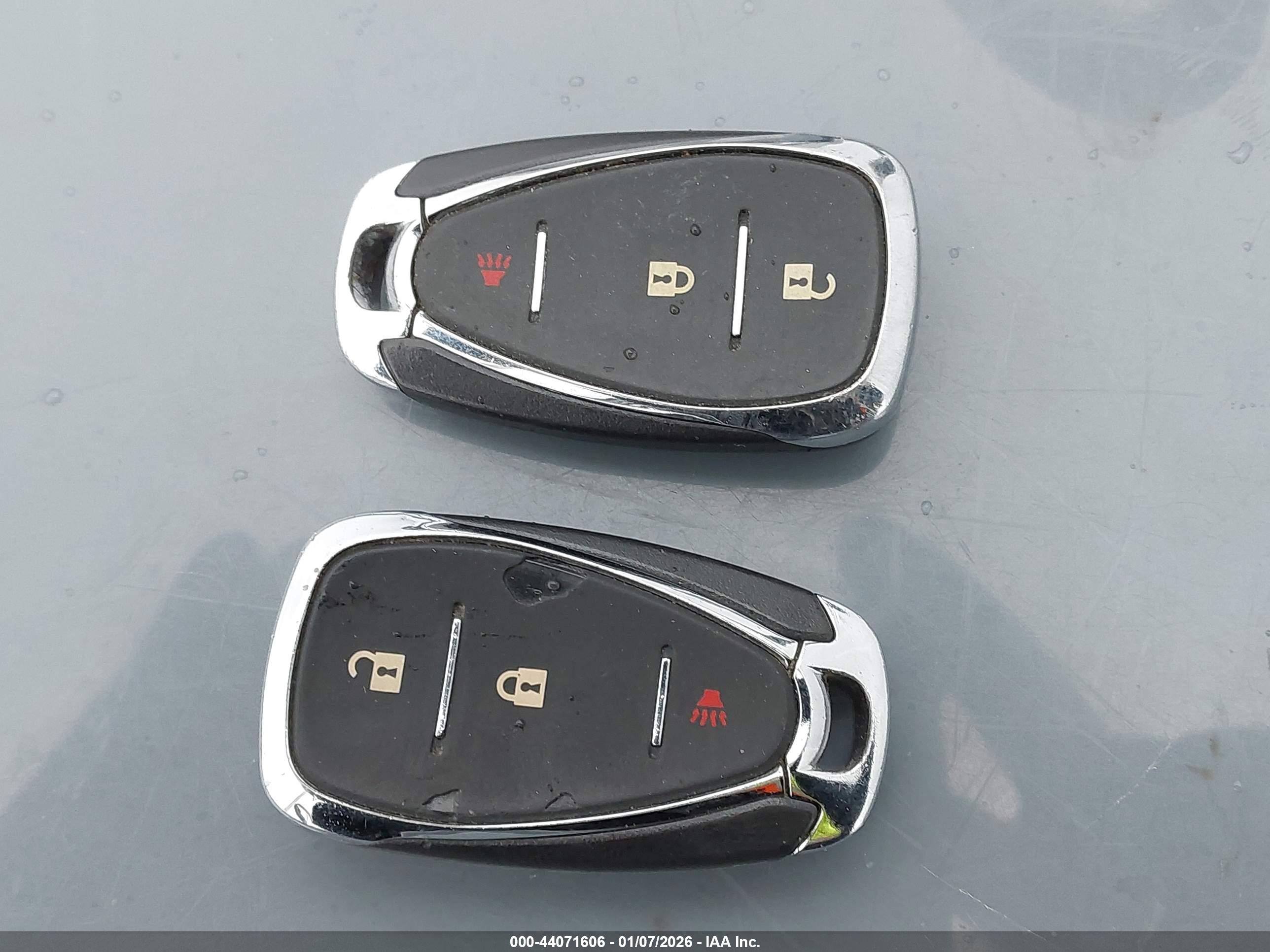 CHEVROLET EQUINOX image 11