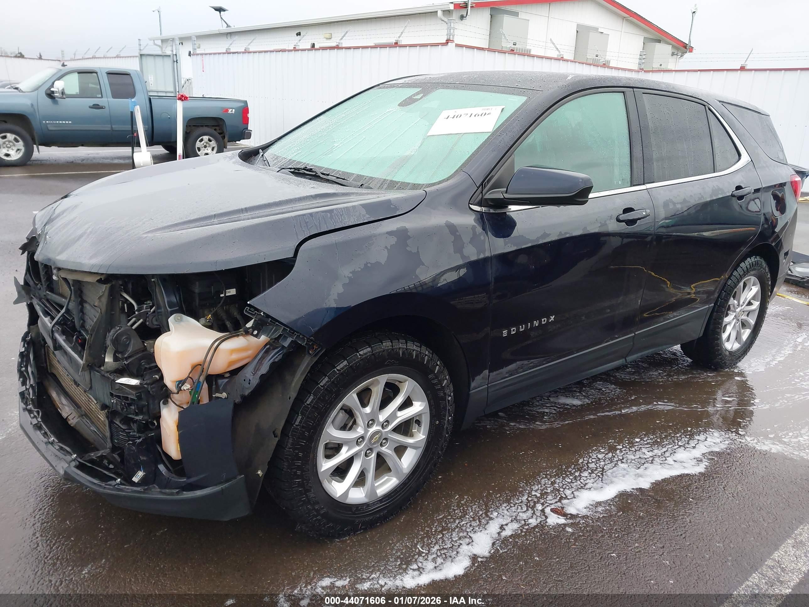 CHEVROLET EQUINOX image 2